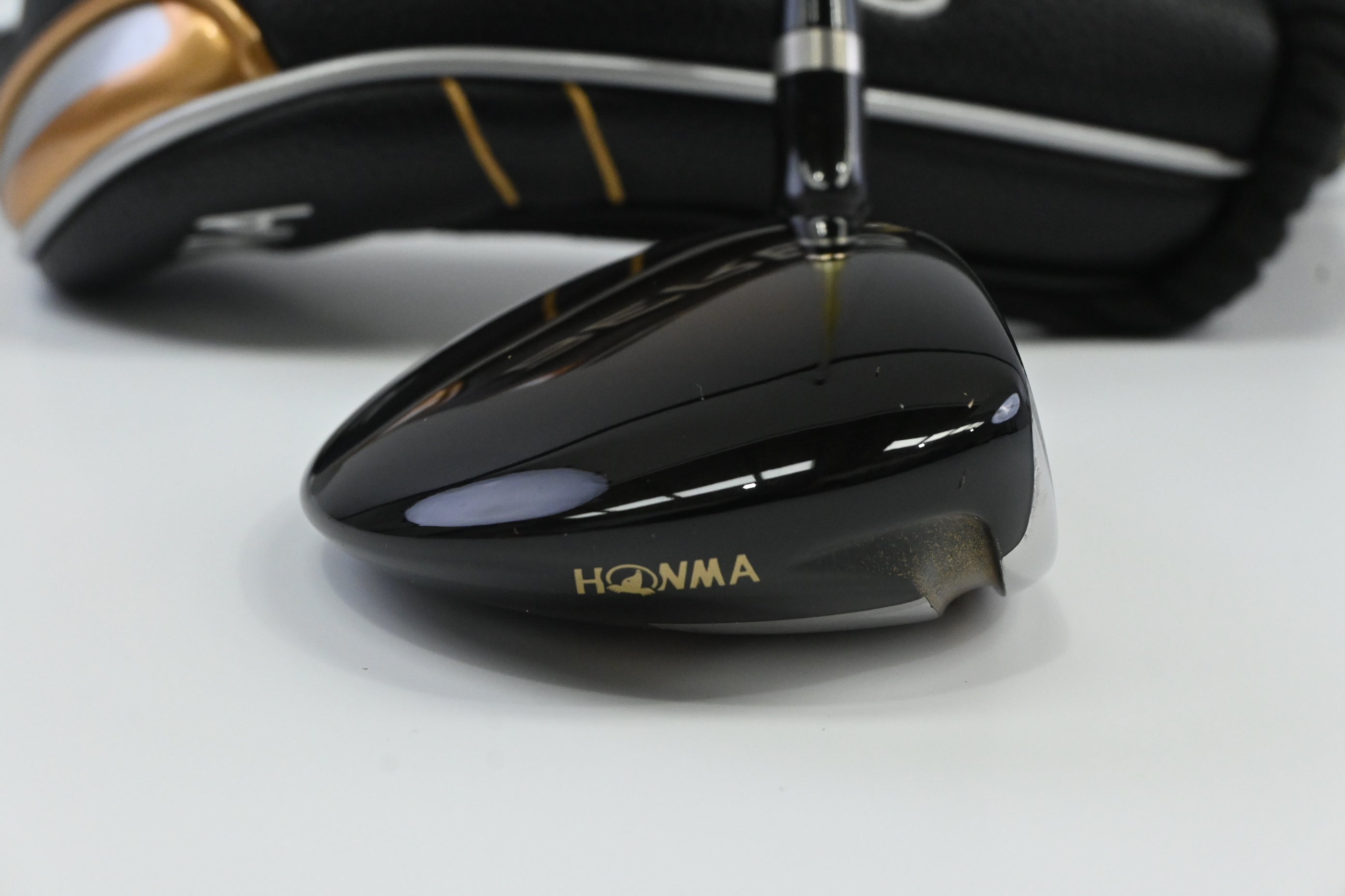 Honma Beres #5 Wood / 18 Degree / Regular Flex Armrqx 47 Shaft
