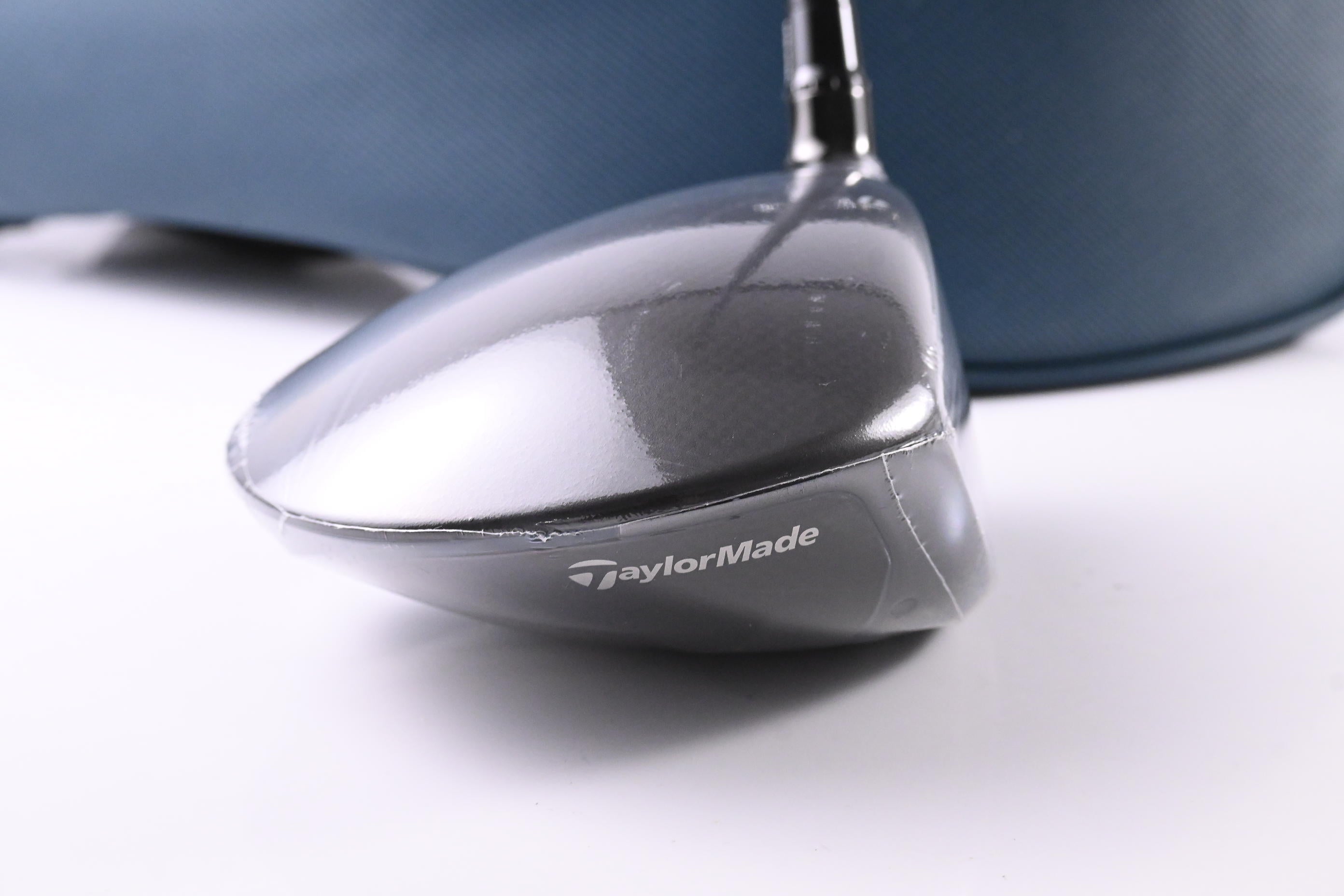 Taylormade Qi4D LS Driver / 9 Degree / Regular Flex REAX Blue 50 Shaft