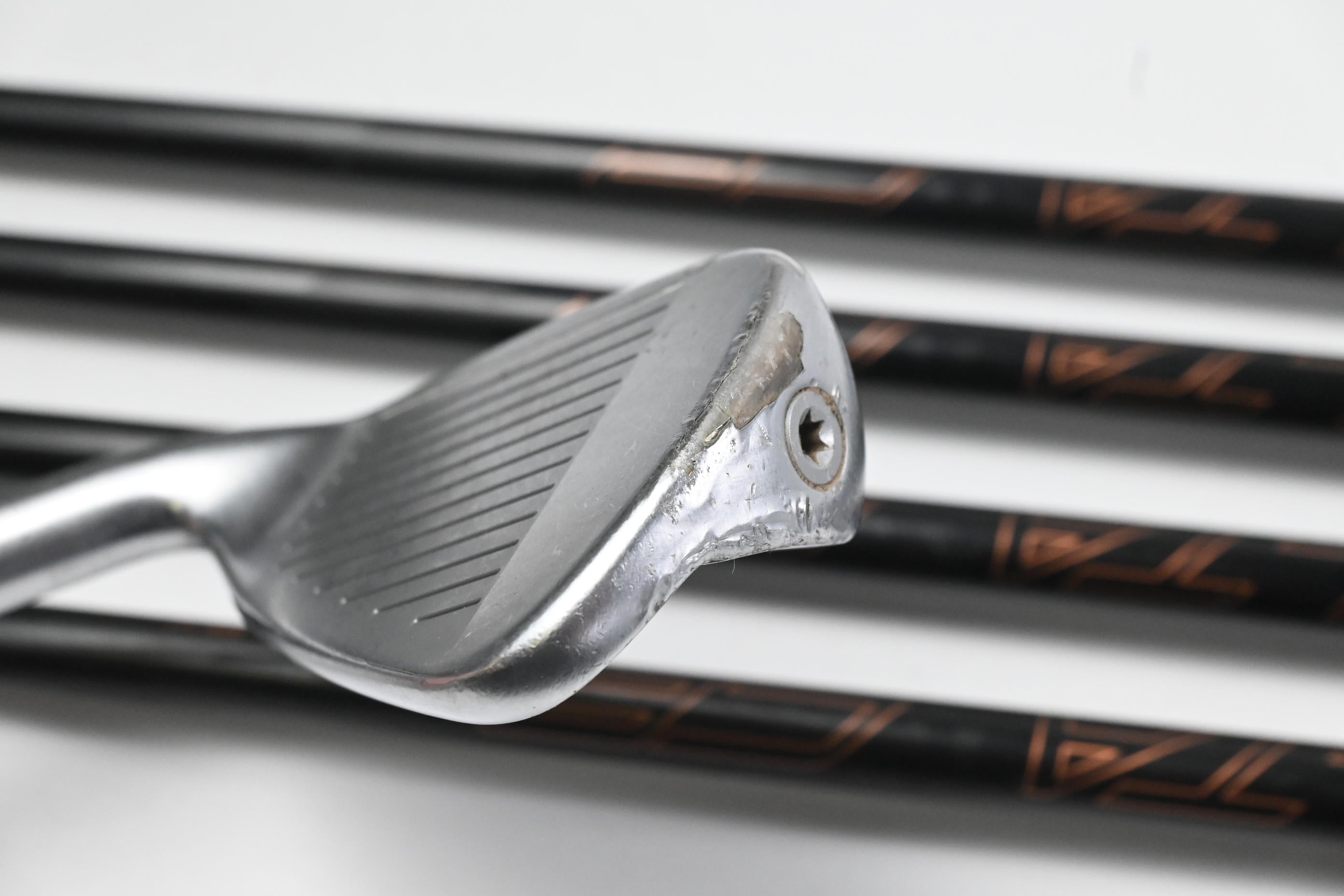 Ping G700 Irons / 6-PW+SW / Black Dot / Regular Flex Ping Alta CB AWT Shafts
