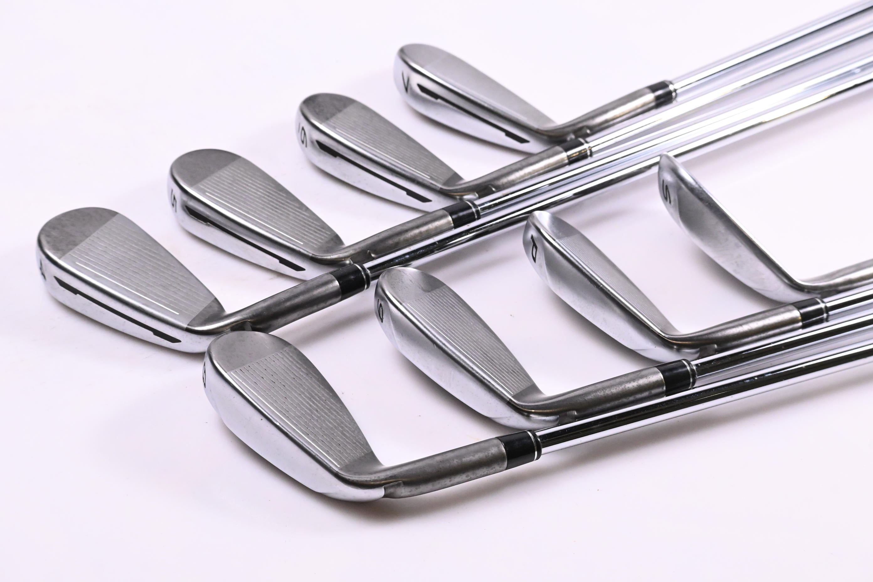 Taylormade Speedblade Irons / 4-PW+SW / Regular Flex Taylormade Speedblade 85