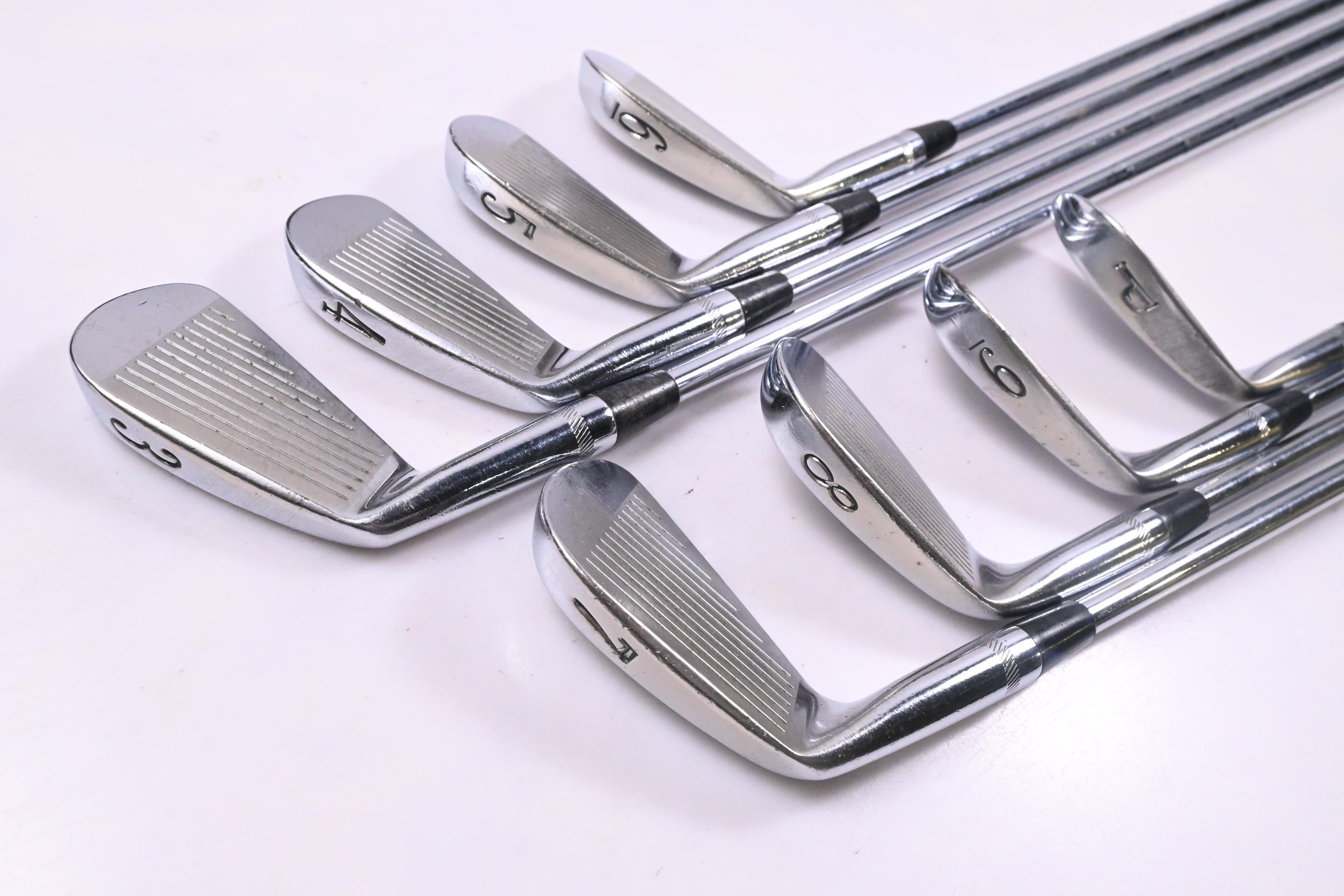 Titleist 681 Forged Irons / 3-PW / Stiff Flex Dynamic Gold S300 Shafts
