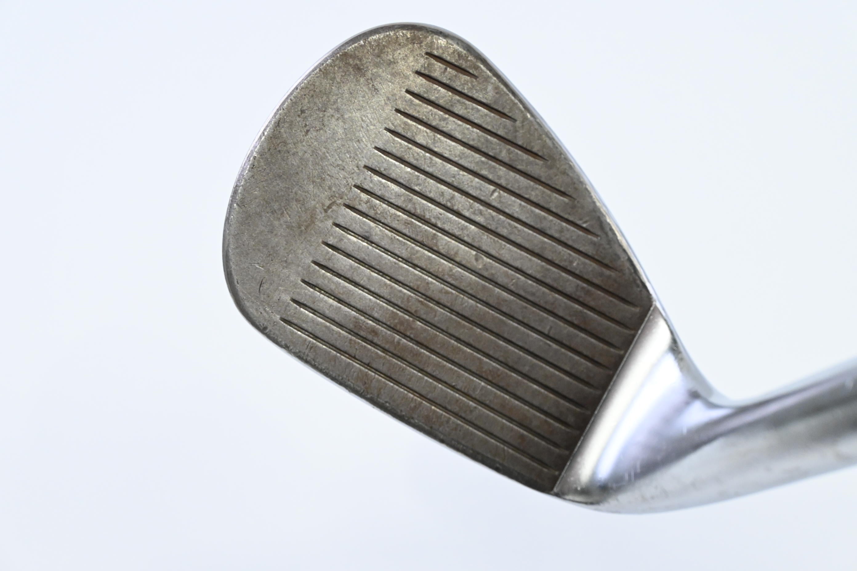 Callaway Jaws Raw Gap Wedge / 52 Degree / Wedge Flex Dynamic Gold Spinner 115