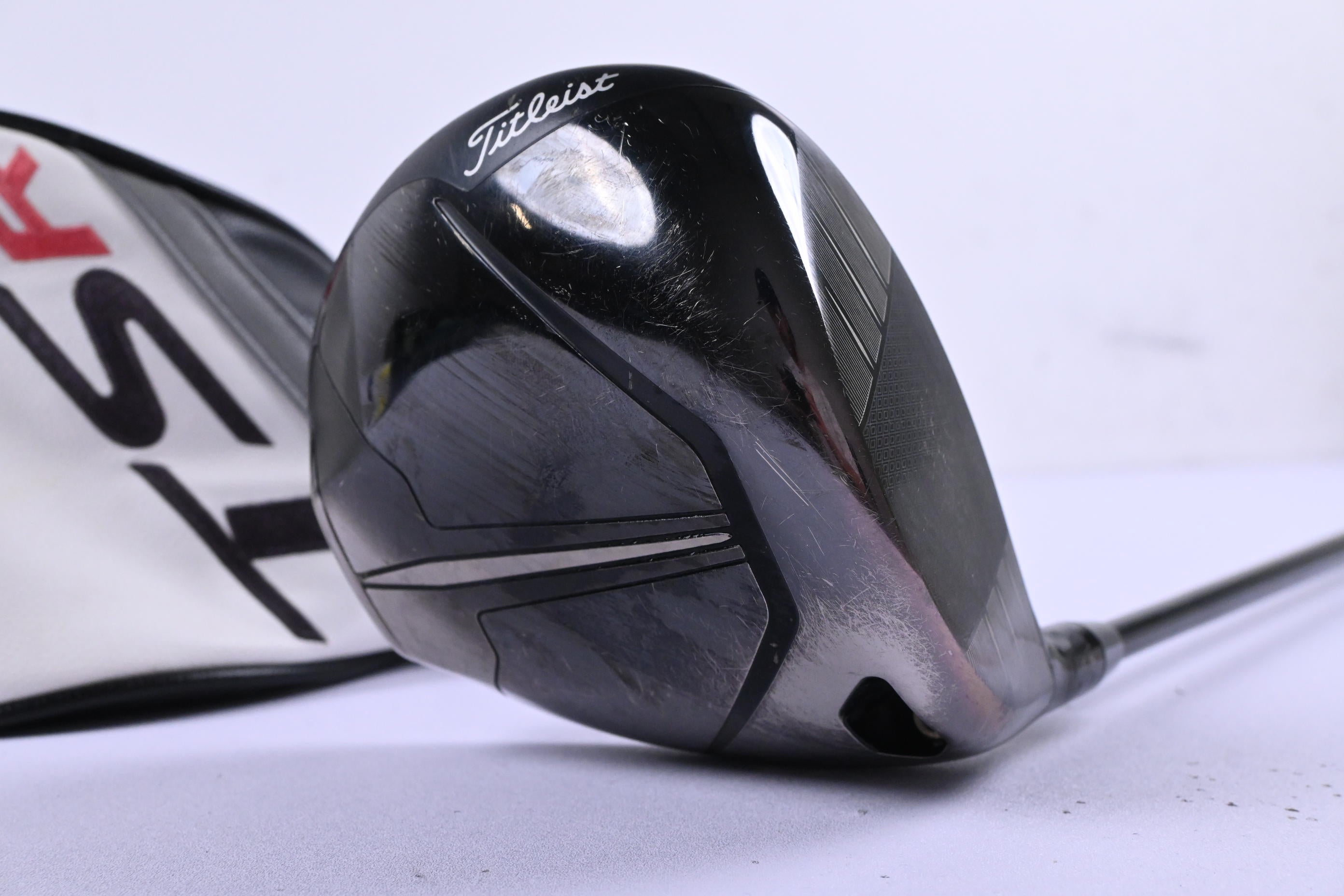 Titleist TSR2 Driver / 10 Degree / Regular Flex HZRDUS Gen4 Red CB 50 Shaft