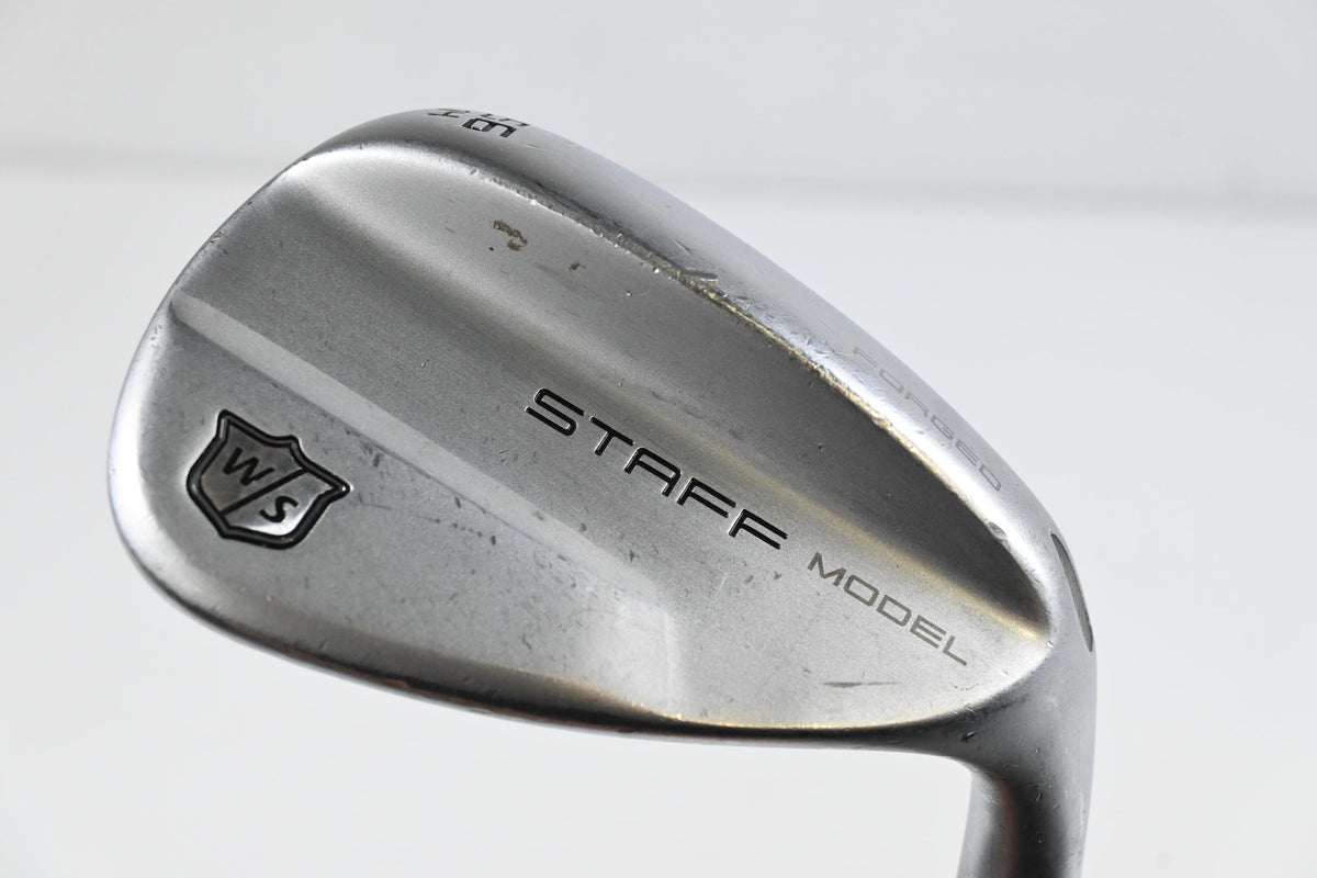 Wilson Staff Model Sand Wedge / 56 Degree / Stiff Flex Dynamic Gold 120 S300