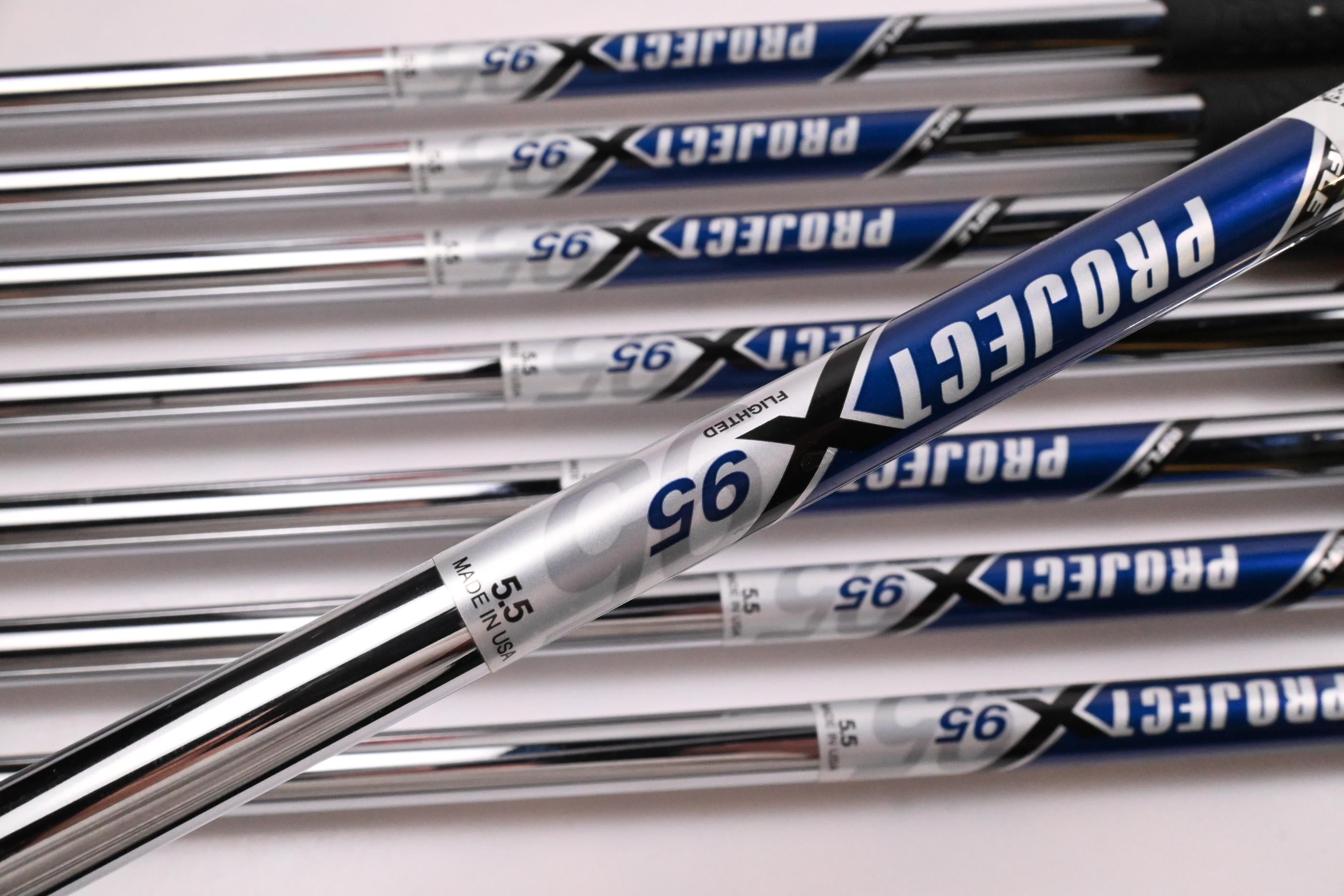 Callaway X Hot Pro Irons / 4-PW+GW / Regular Flex Project X Flighted 95 Shafts
