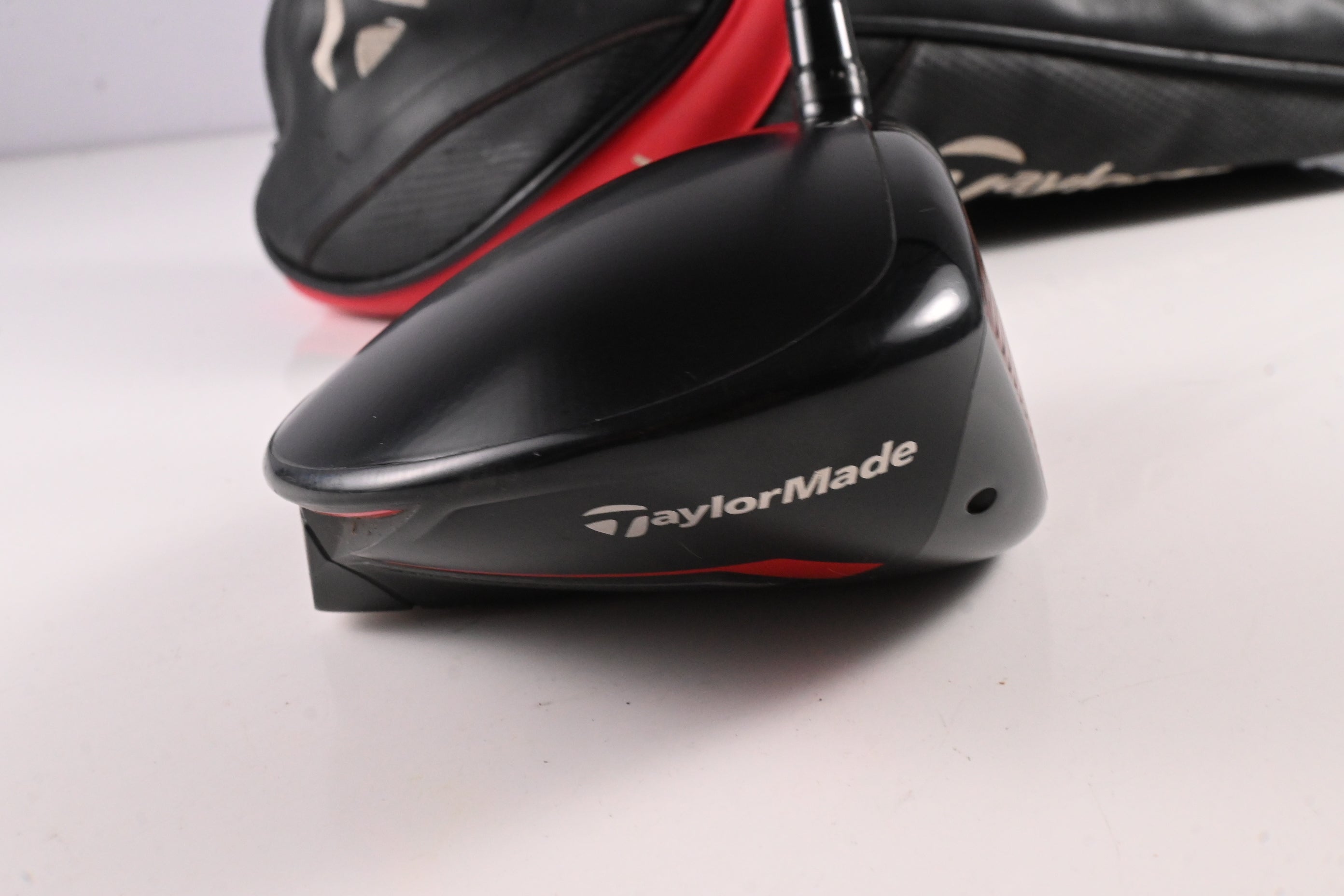Taylormade Stealth Driver / 9 Degree / Regular Flex Fujikura Ventus Red 5 Shaft
