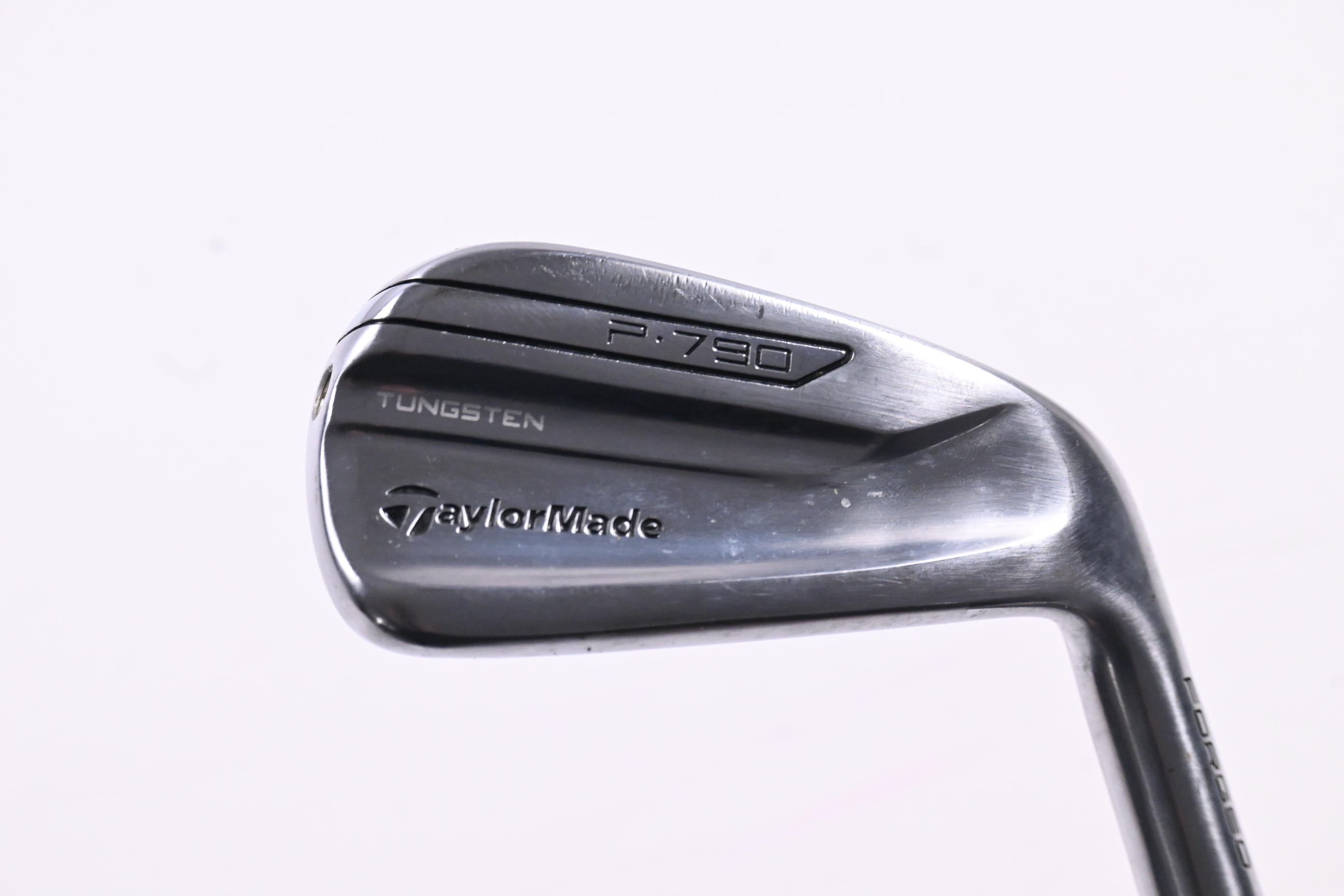 Taylormade P790 2017 #7 Iron / 30.5 Degree / Stiff Flex Dynamic Gold 105 S300