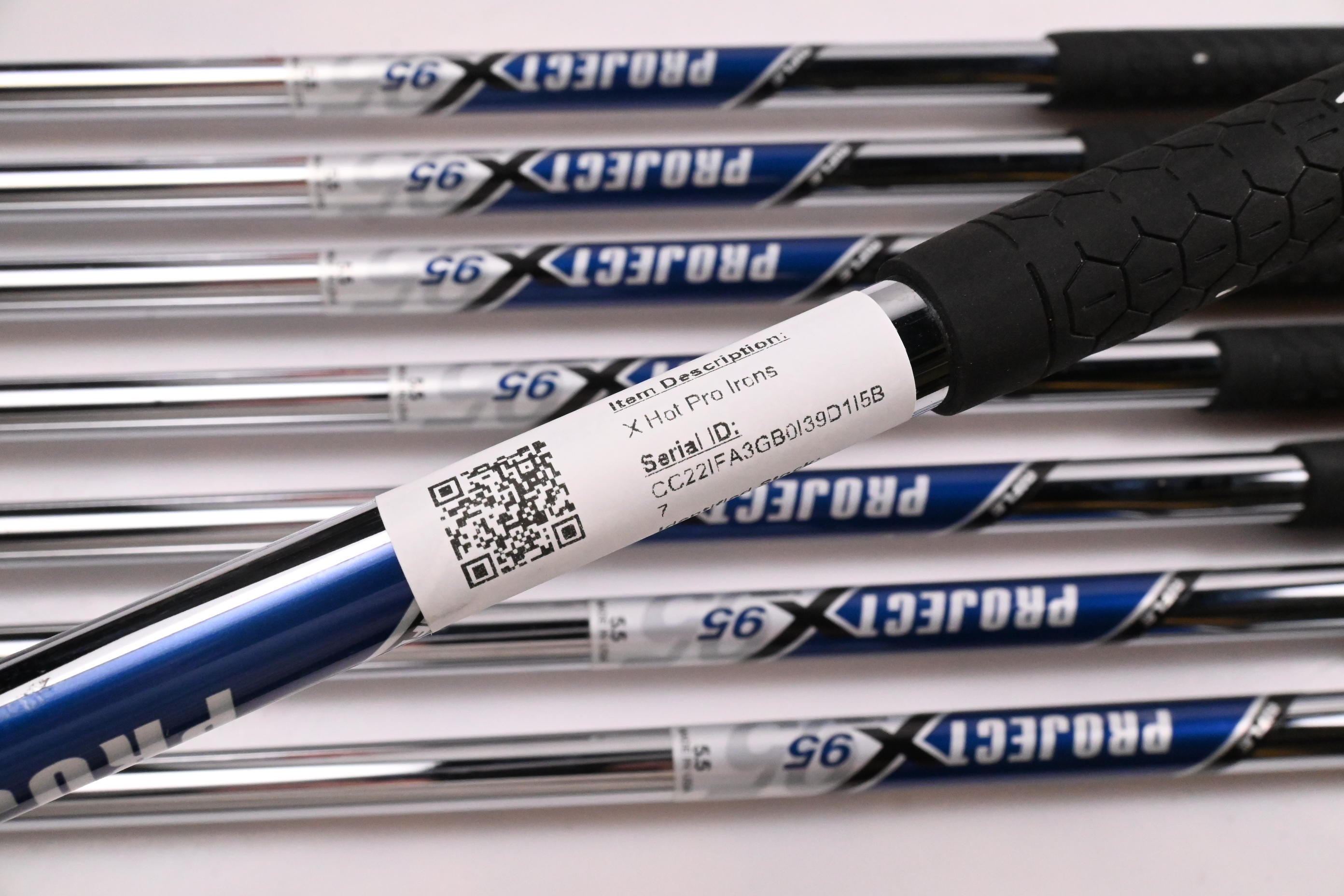 Callaway X Hot Pro Irons / 4-PW+GW / Regular Flex Project X Flighted 95 Shafts