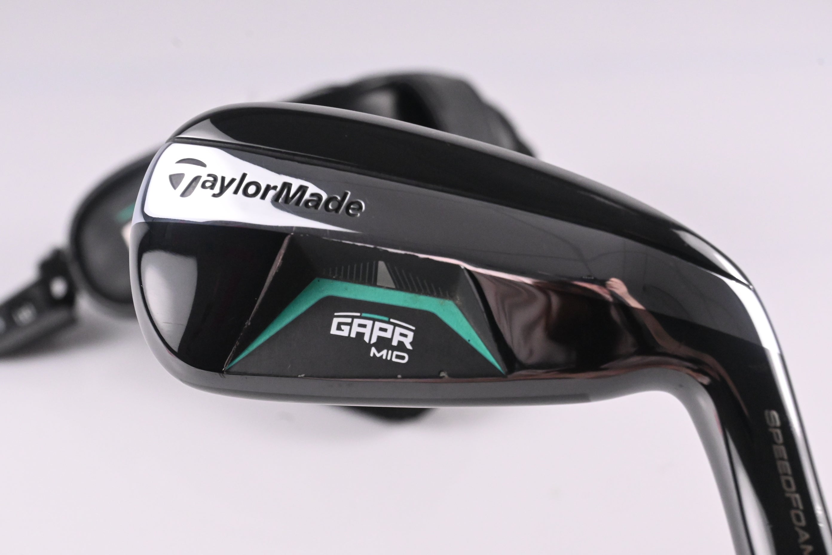 Taylormade GAPR Mid #3 Iron / 18 Degree / Stiff Flex KBS Hybrid 80 Shaft