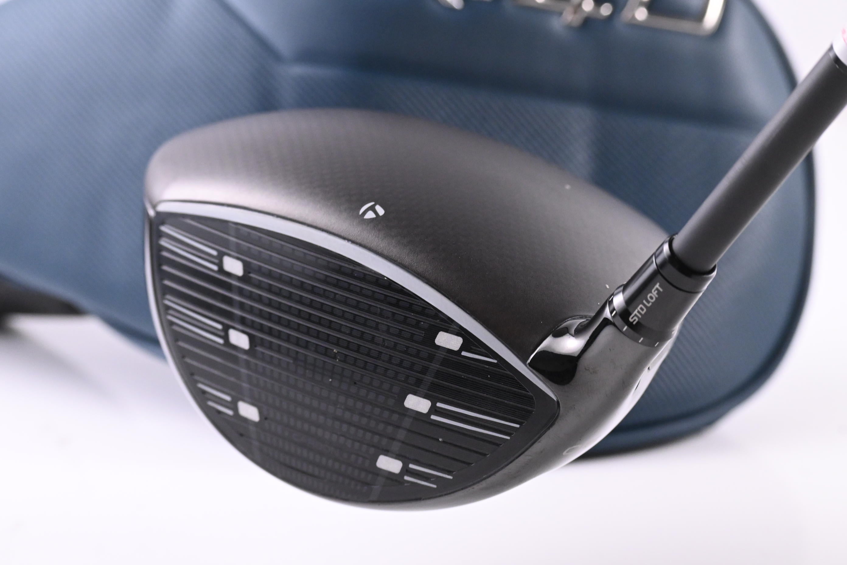 Taylormade Qi4D LS Driver / 9 Degree / Senior Flex Vanquish 4 Shaft