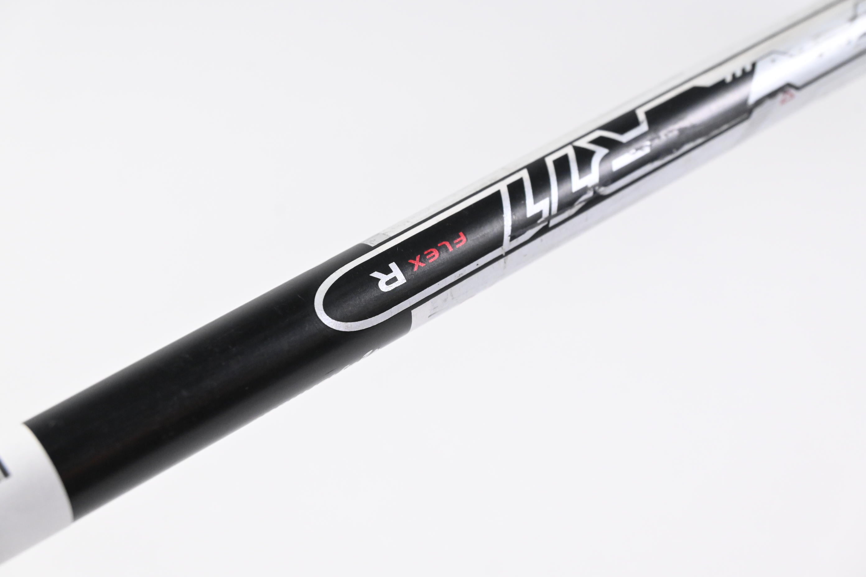 Taylormade R11 #3 Wood / 15.5 Degree / Regular Flex Fujikura Blur 70 Shaft