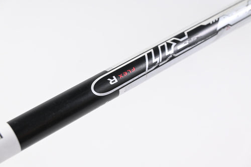 Taylormade R11 #3 Wood / 15.5 Degree / Regular Flex Fujikura Blur 70 Shaft