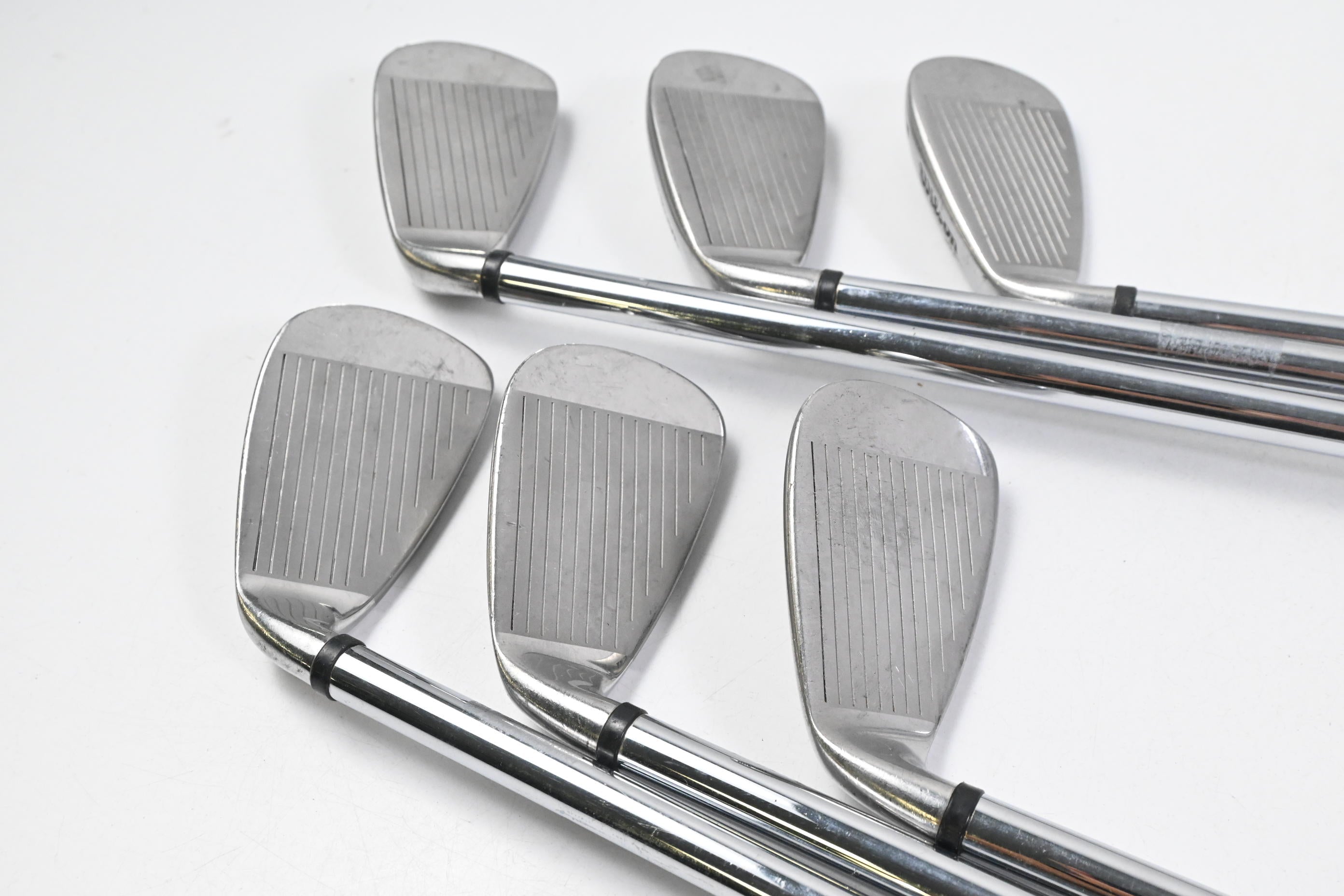 Wilson Deep Red Irons / 5-PW / Regular Flex Wilson Wide Tip Shafts