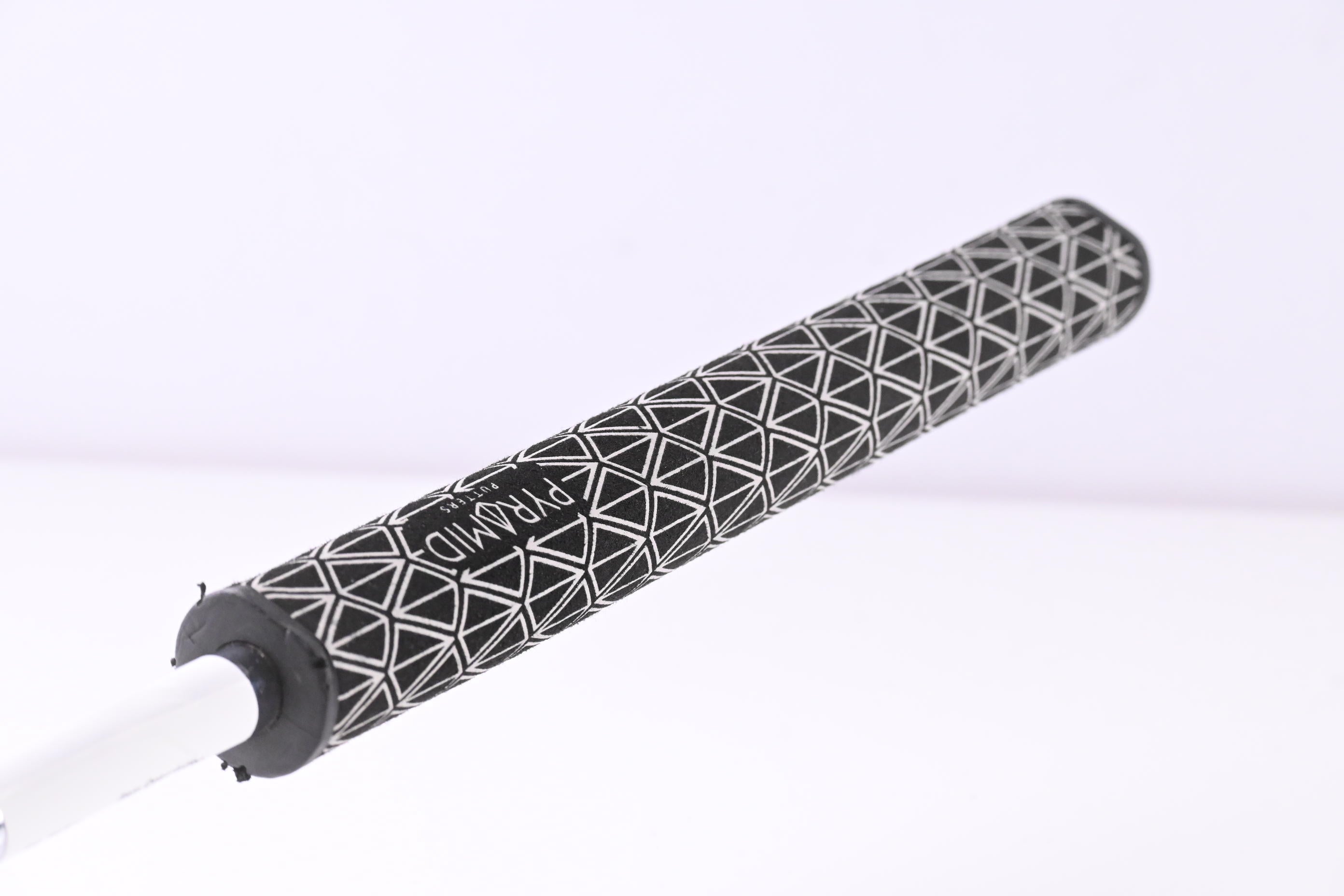 Pyramid Aztec Series AZ-1 Putter / 33 Inch