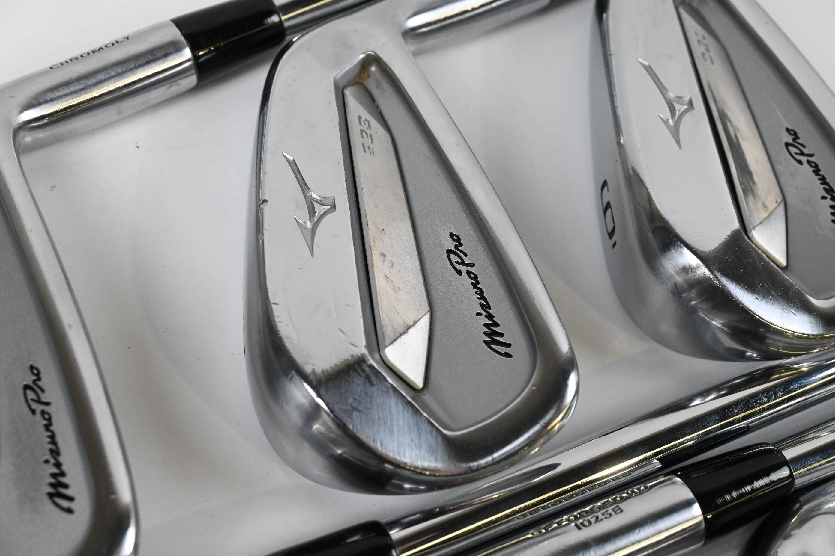 Mizuno Pro 223 Irons / 4-PW / X-Flex Dynamic Gold X100 Shafts