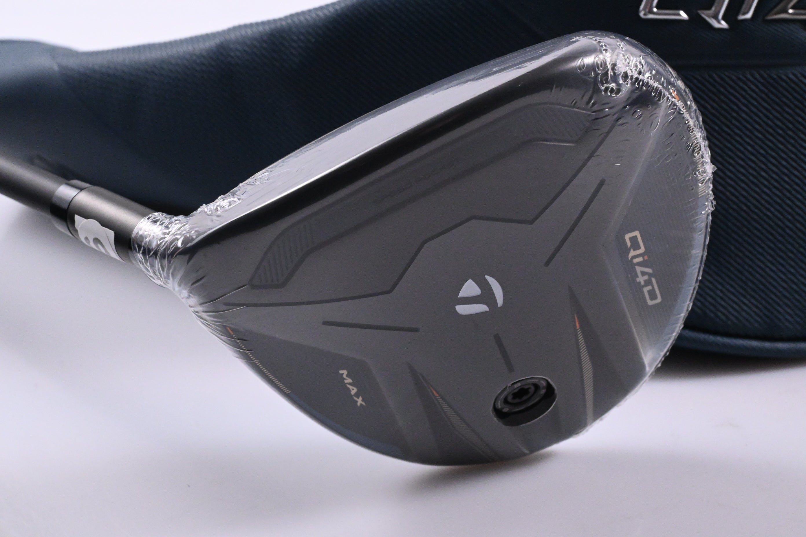 Left Hand Taylormade Qi4D Max #7 Wood / 21 Degree / Stiff Flex Kai'li Blue CB