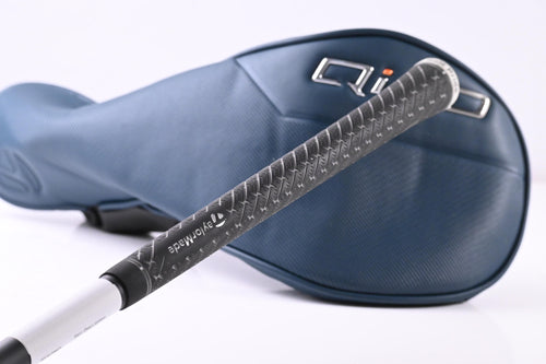 Taylormade Qi4D LS Driver / 9 Degree / Senior Flex Vanquish 4 Shaft