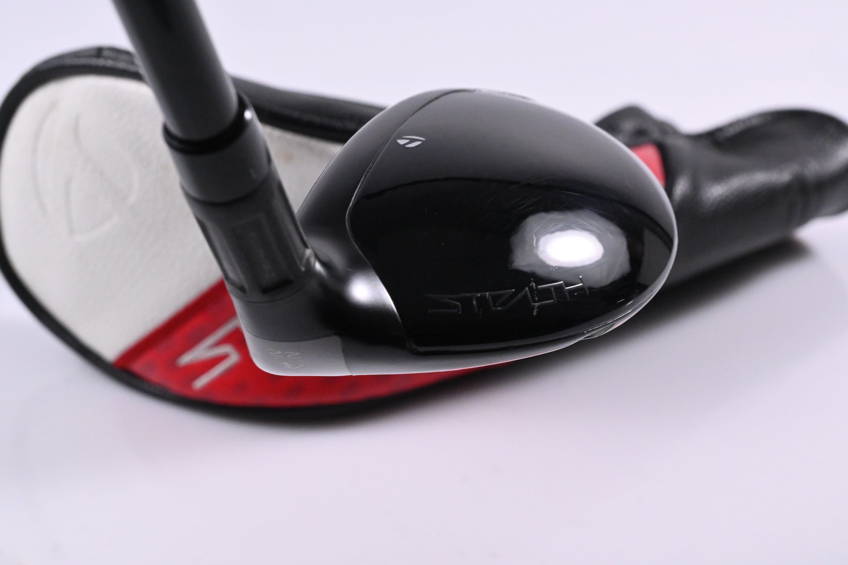 Taylormade Stealth 2 #4 Hybrid / 22 Degree / Regular Flex Fujikura Ventus TR Red