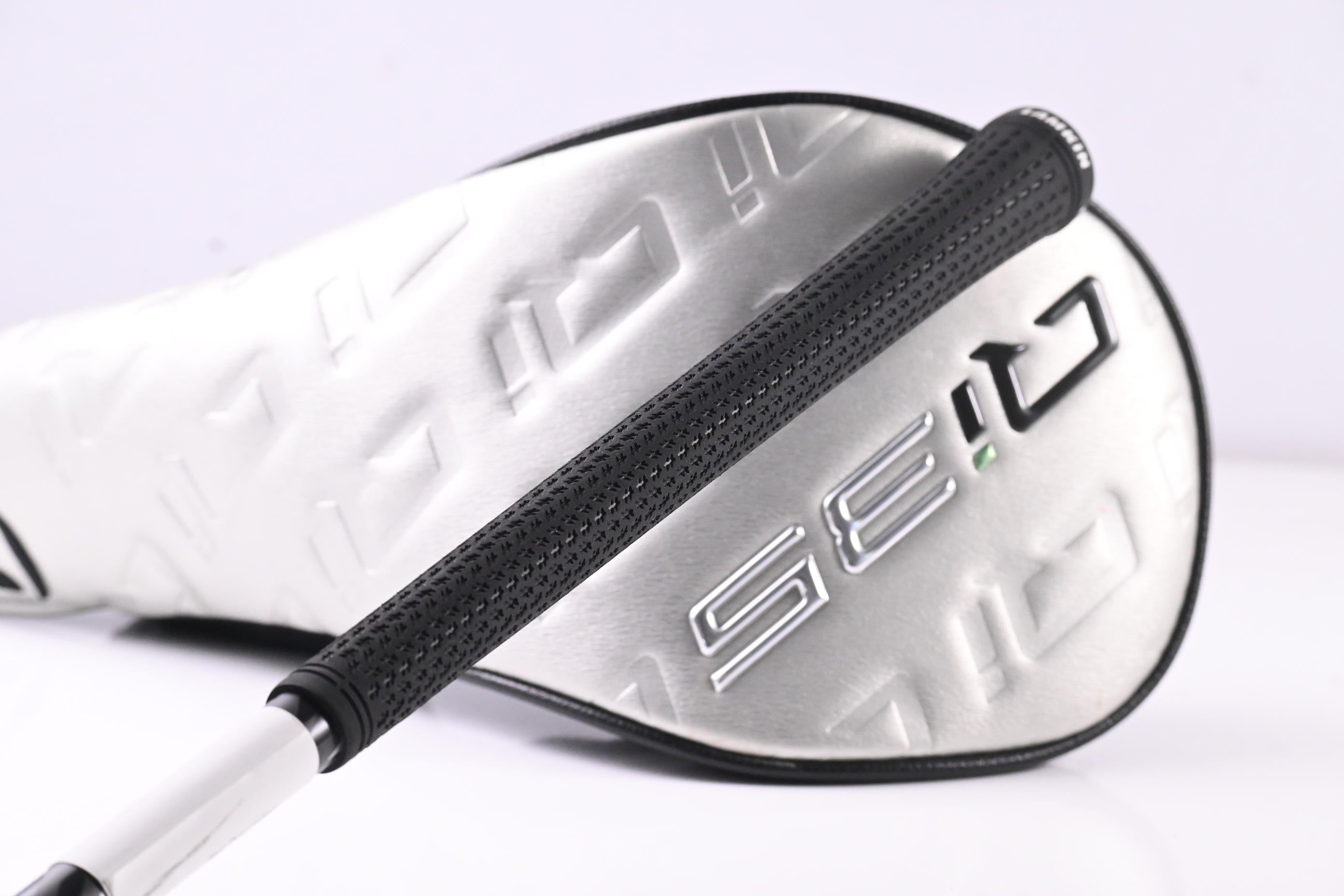 Taylormade Qi35 Driver / 10.5 Degree / Regular Flex Project X Cypher 2.0 50