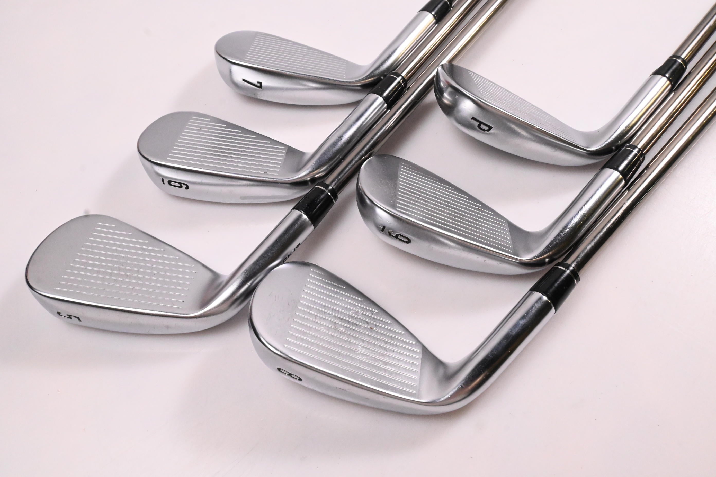 Callaway Apex 19 Irons / 5-PW / Regular Flex UST Recoil ESX460 Shafts