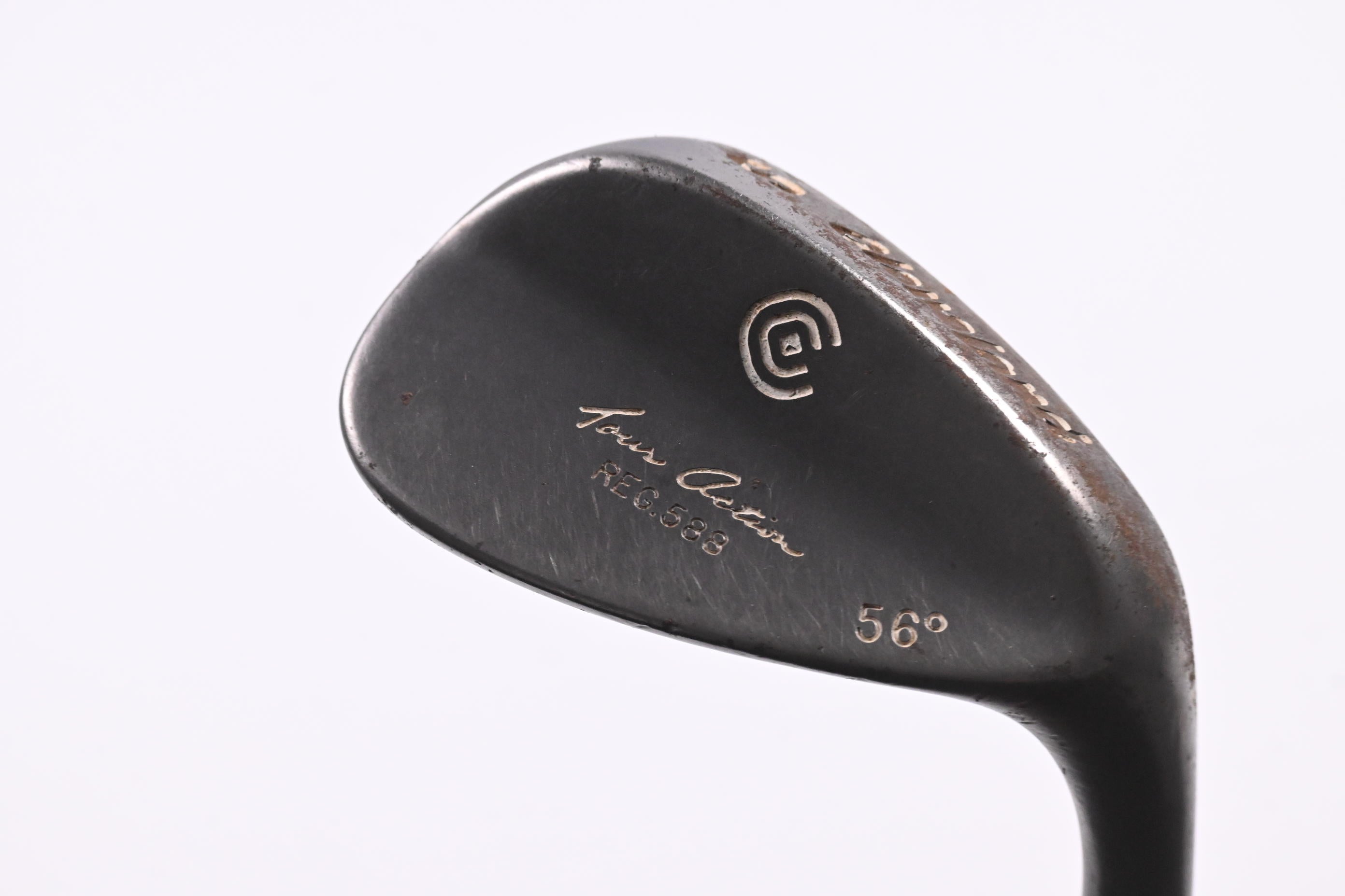 Cleveland 588 Tour Action Sand Wedge / 56 Degree / Wedge Flex Dynamic Gold