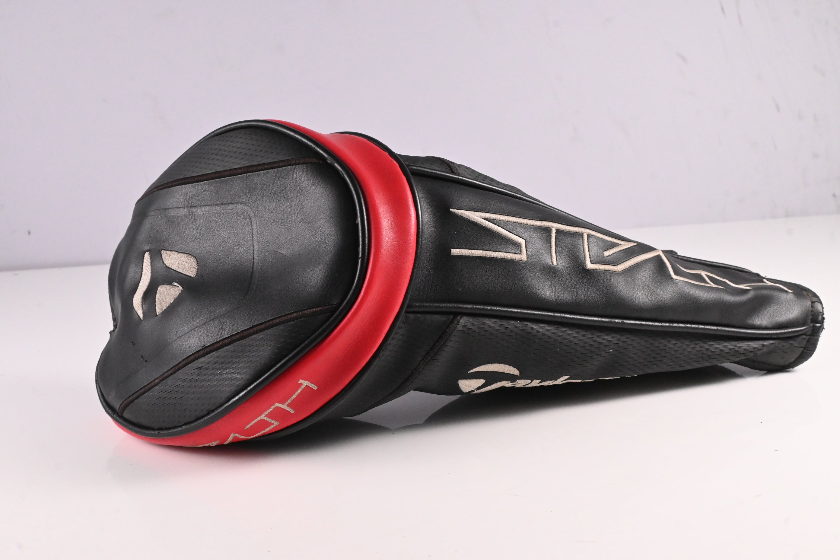 Taylormade Stealth Driver / 9 Degree / Regular Flex Fujikura Ventus Red 5 Shaft