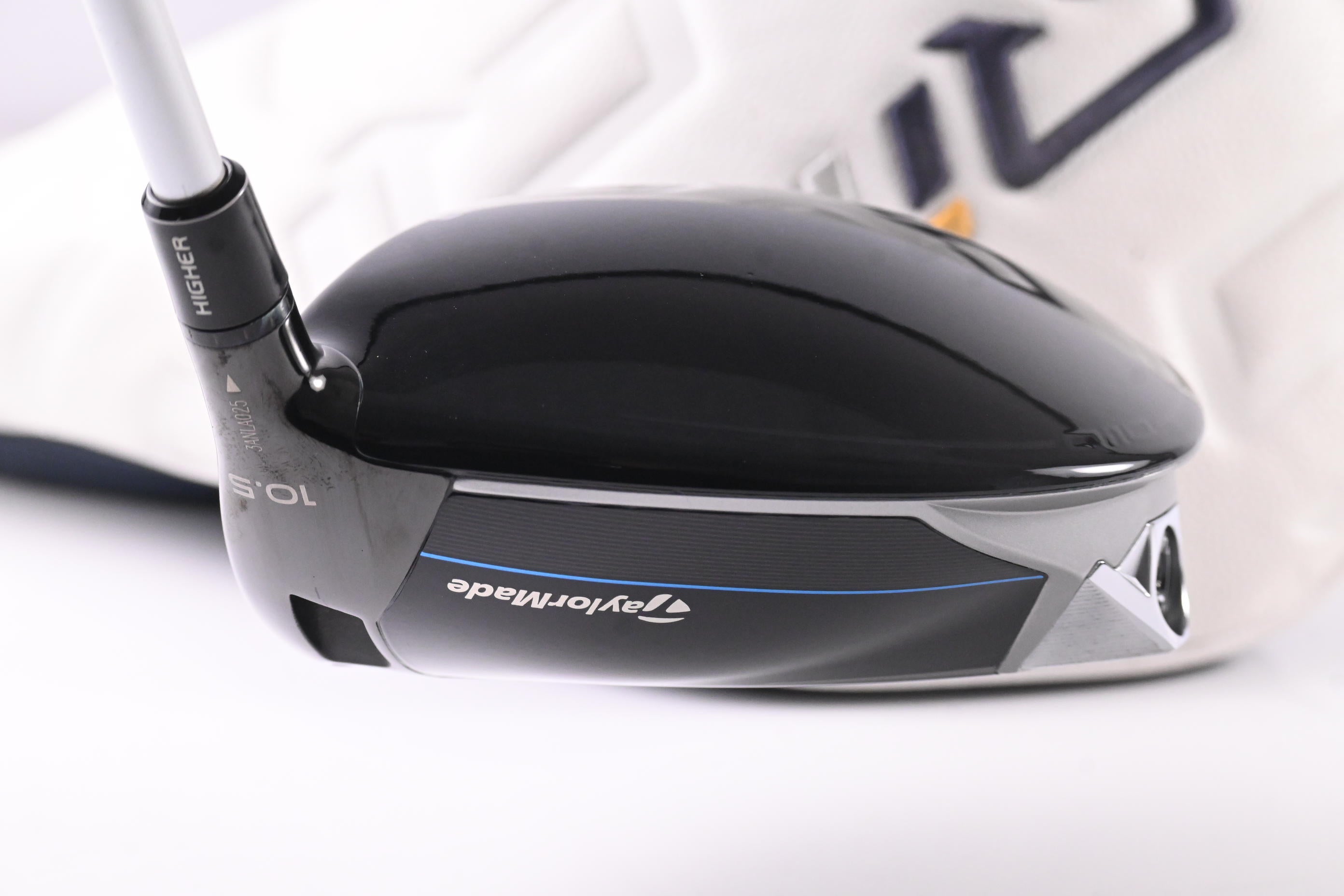 Taylormade Qi10 LS Driver / 10.5 Degree / Stiff Flex Aldila Rogue White 70 Shaft