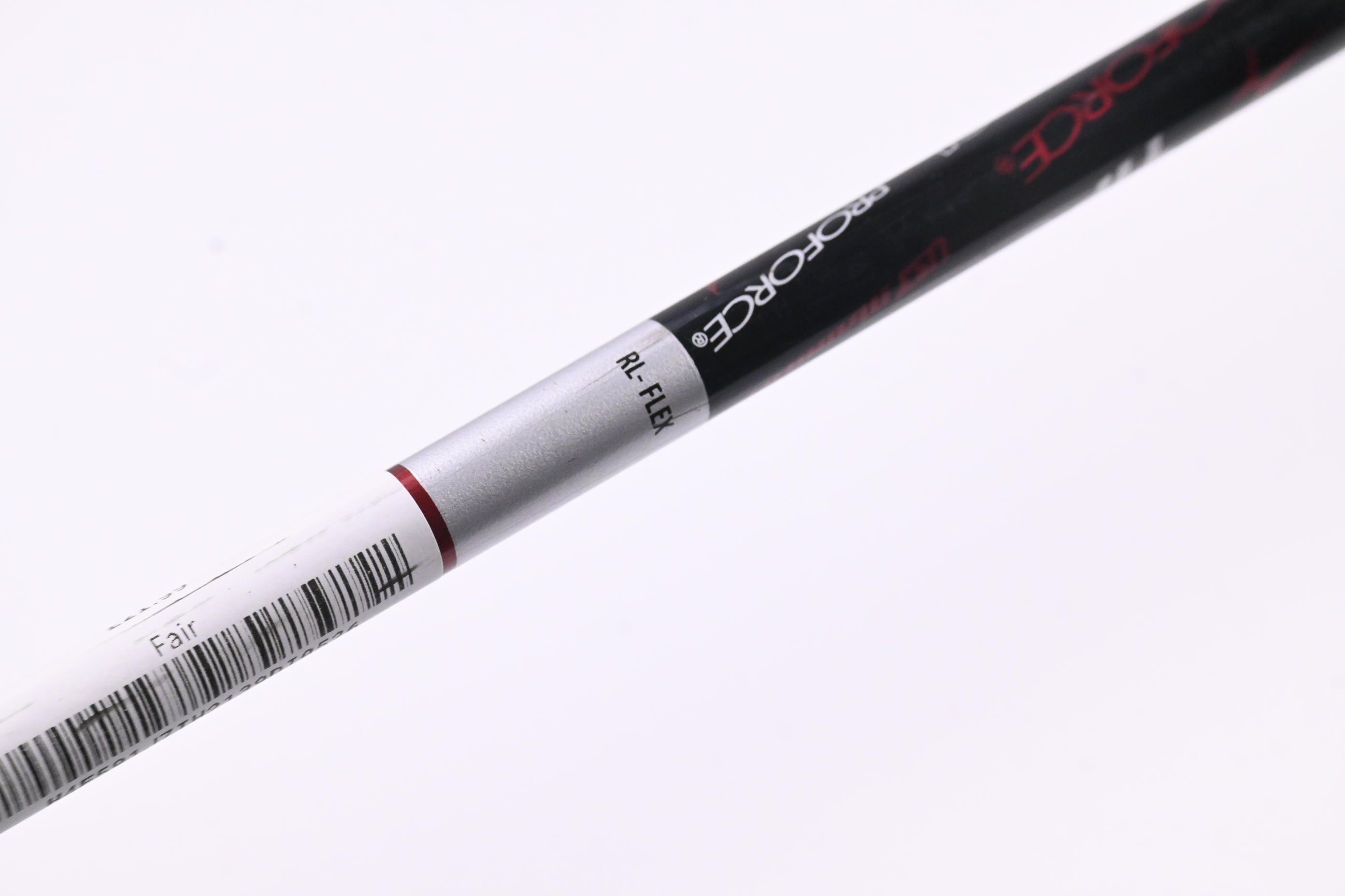 Wilson Di11 Pitching Wedge / 43 Degree / Regular Flex UST Mamiya Proforce Shaft