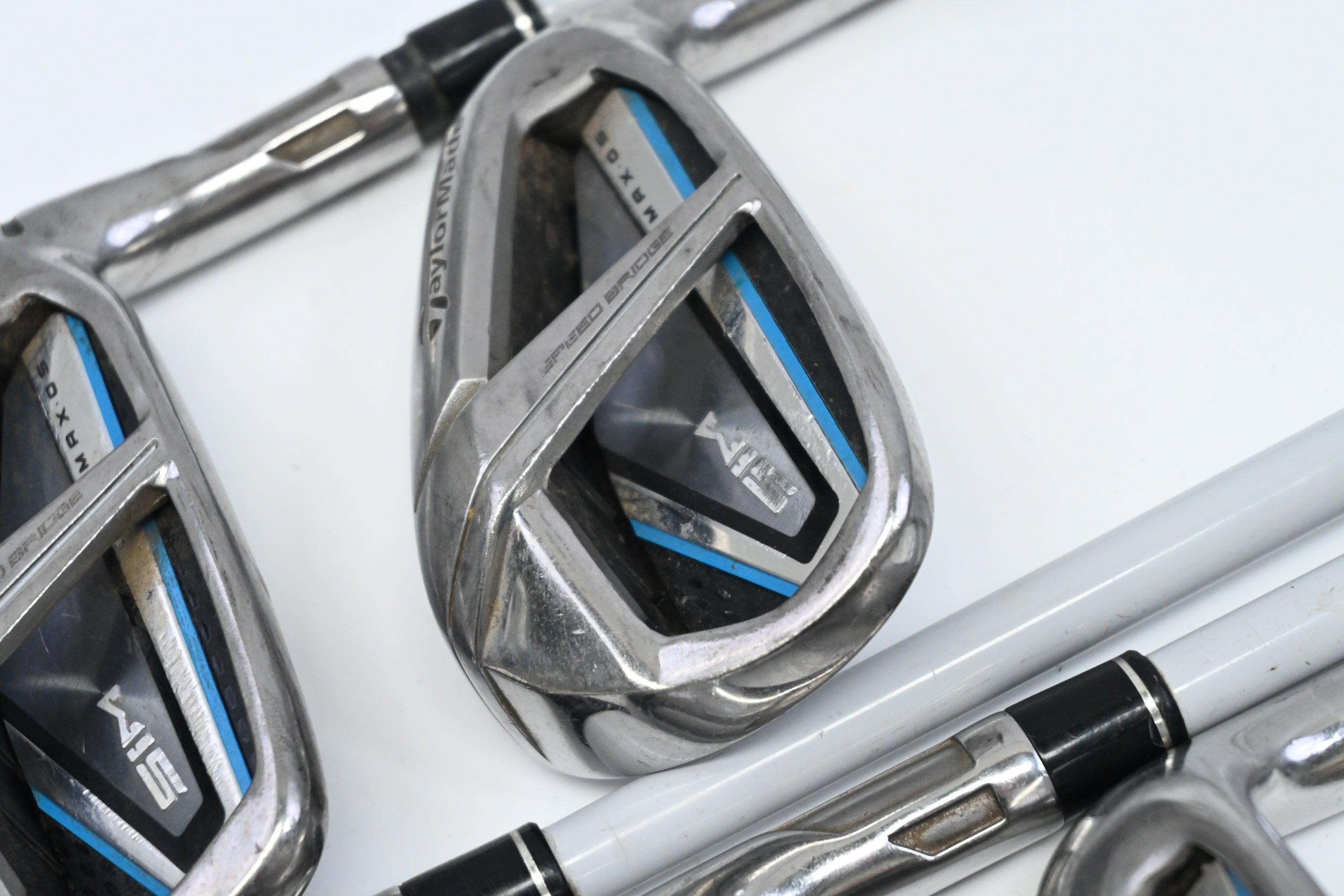 Ladies Taylormade SIM Max OS Irons / 7-PW+SW / Ladies Flex Aldila NV 45 Shafts