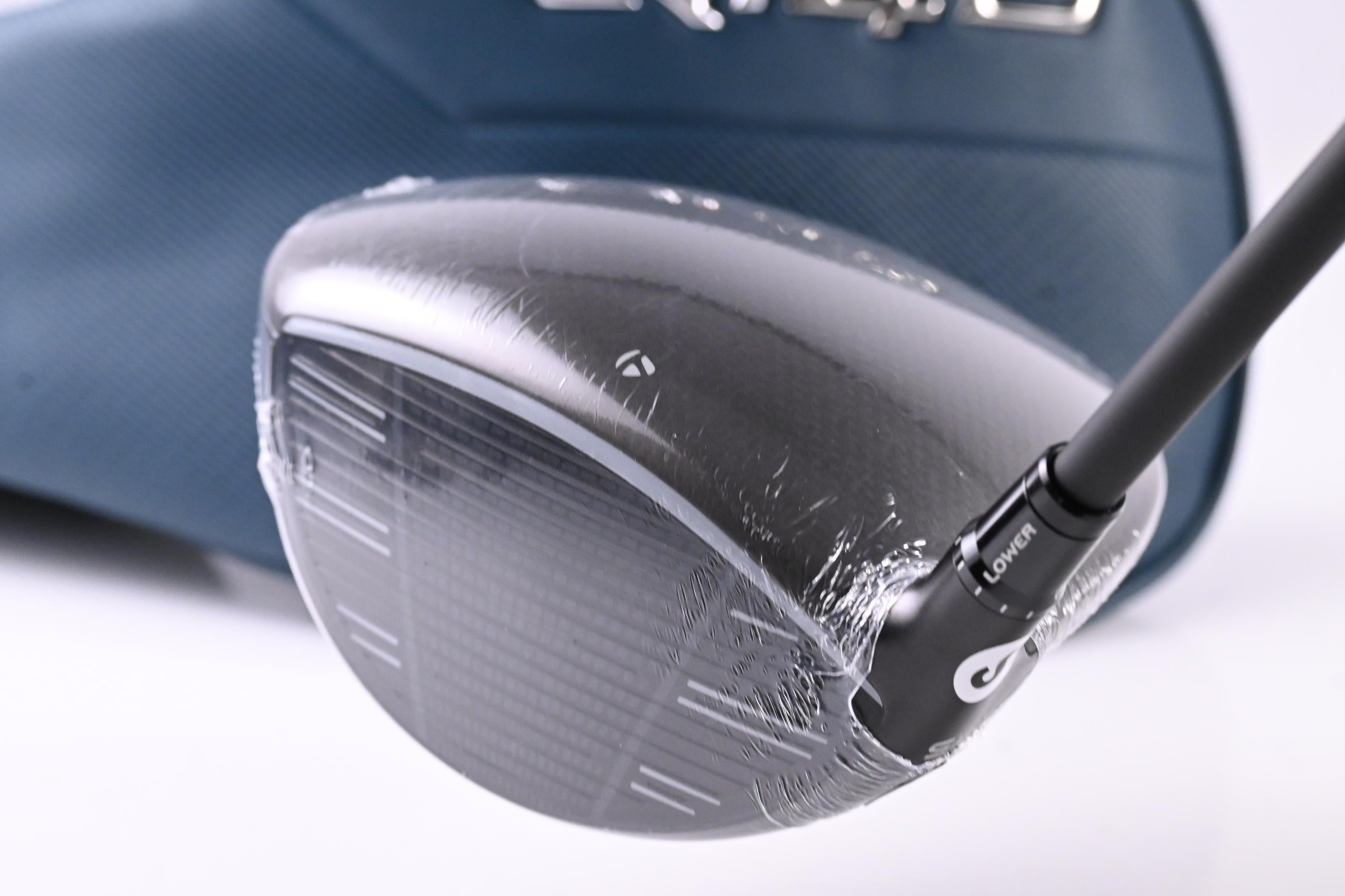 Taylormade Qi4D Max Driver / 10.5 Degree / Stiff Flex REAX Blue 50 Shaft