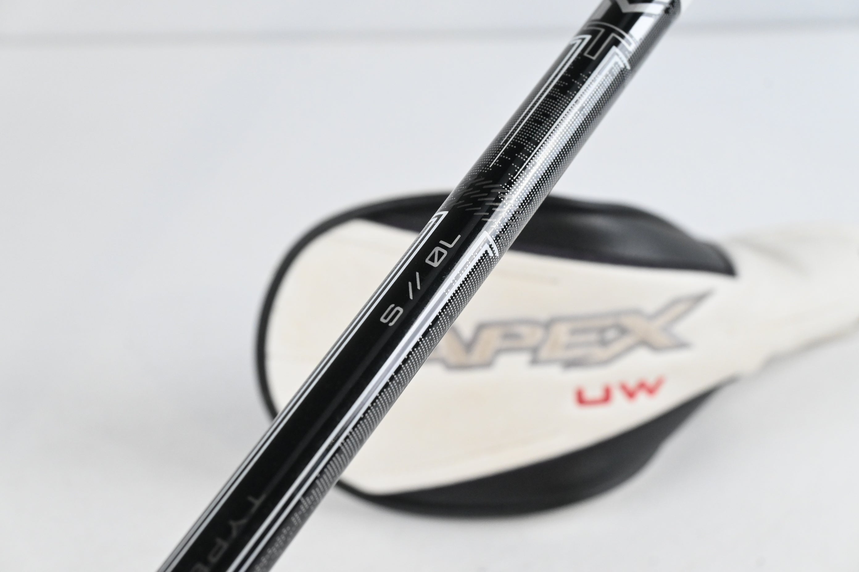 Callaway Apex UW 24 #2 Hybrid / 17 Degree / Stiff Flex MMT Black 70 Shaft