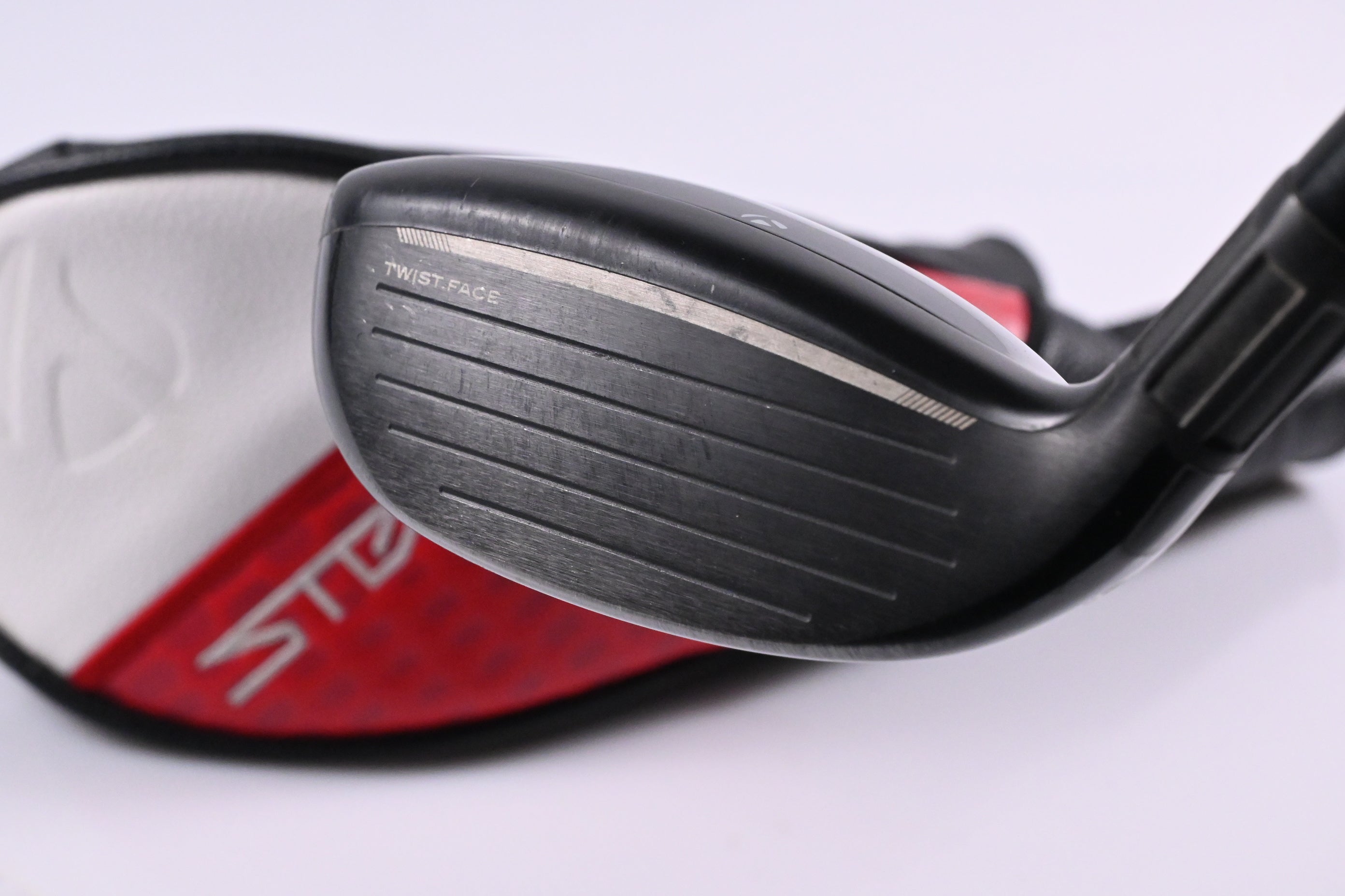 Taylormade Stealth 2 #3 Hybrid / 19 Degree / Regular Flex Fujikura Ventus TR Red