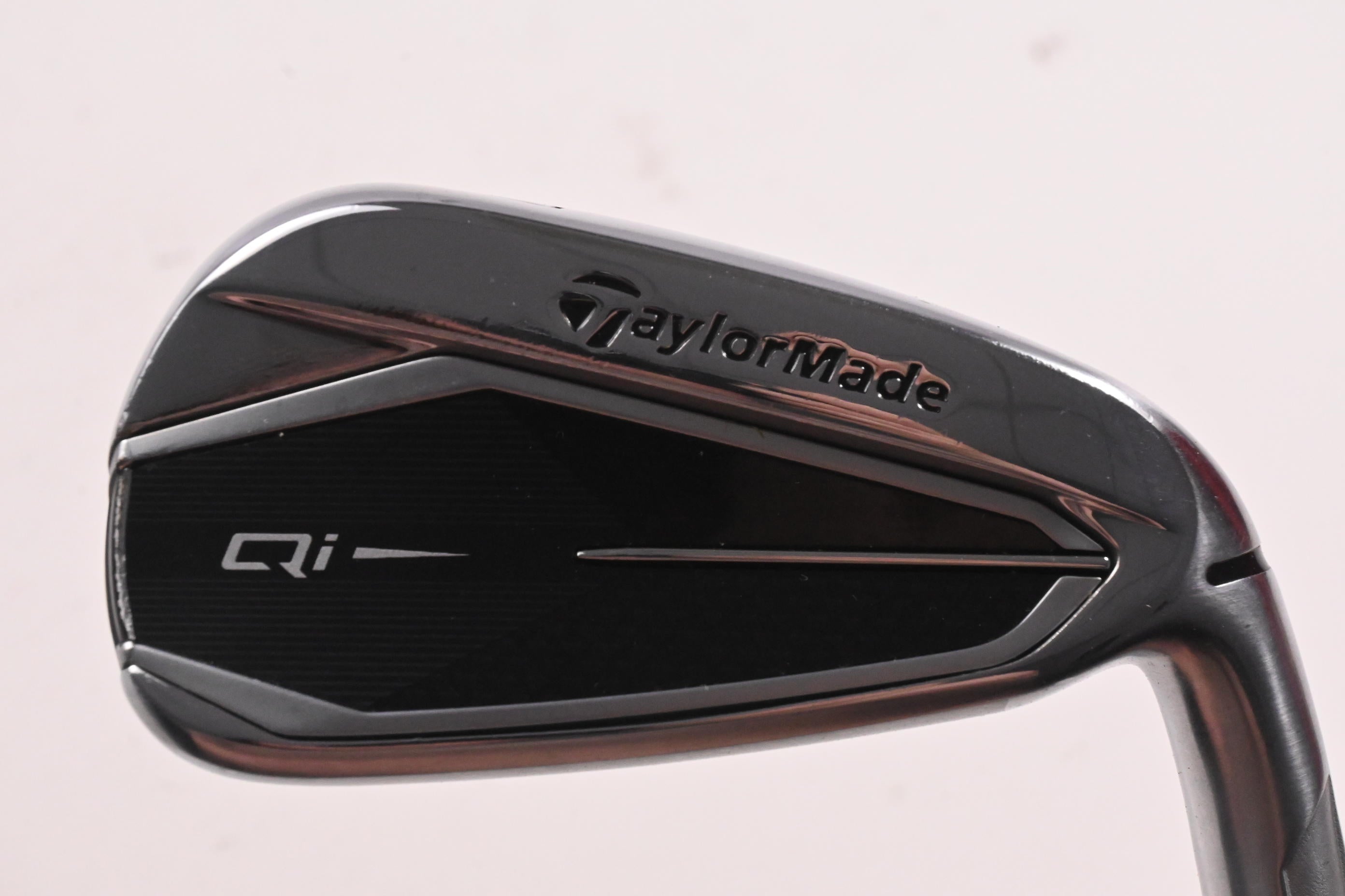 Taylormade Qi #7 Iron / Senior Flex Fujikura SpeederNX TCS 50 Shaft