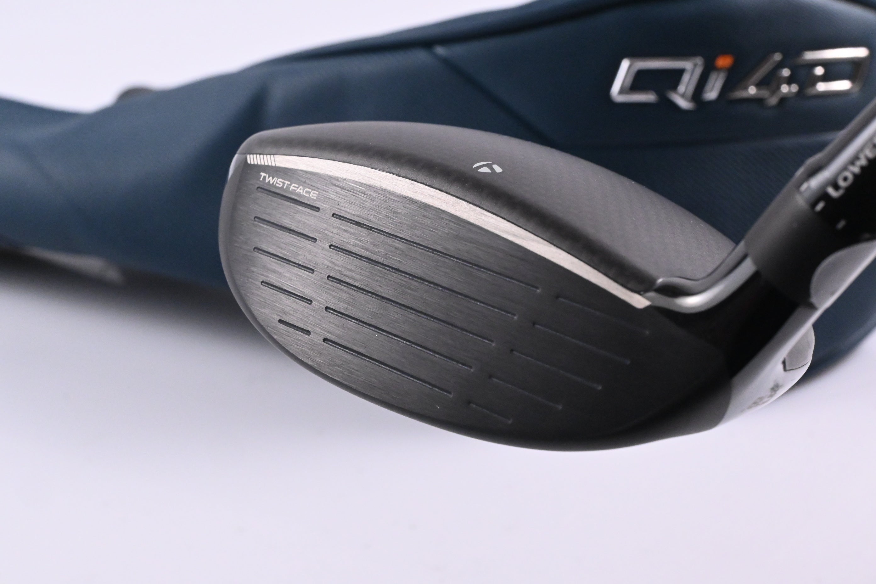 Ladies Taylormade Qi4D Max Lite #5 Wood / 18 Degree / Ladies REAX 40 Shaft