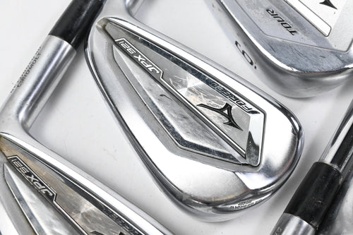 Mizuno JPX 921 Tour/Forged Combo Irons / 4-PW+GW / X Flex Dynamic Gold Tour