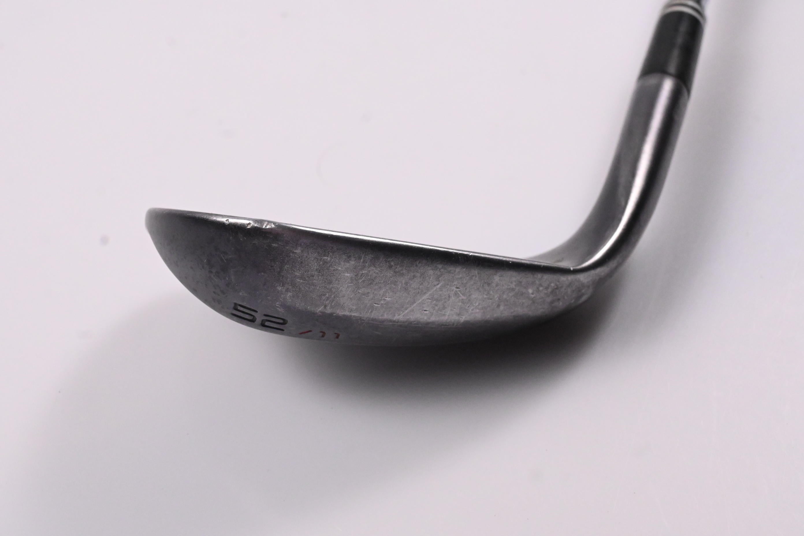 Cleveland CBX 2 Gap Wedge / 52 Degree / Wedge Flex Dynamic Gold 115 Shaft