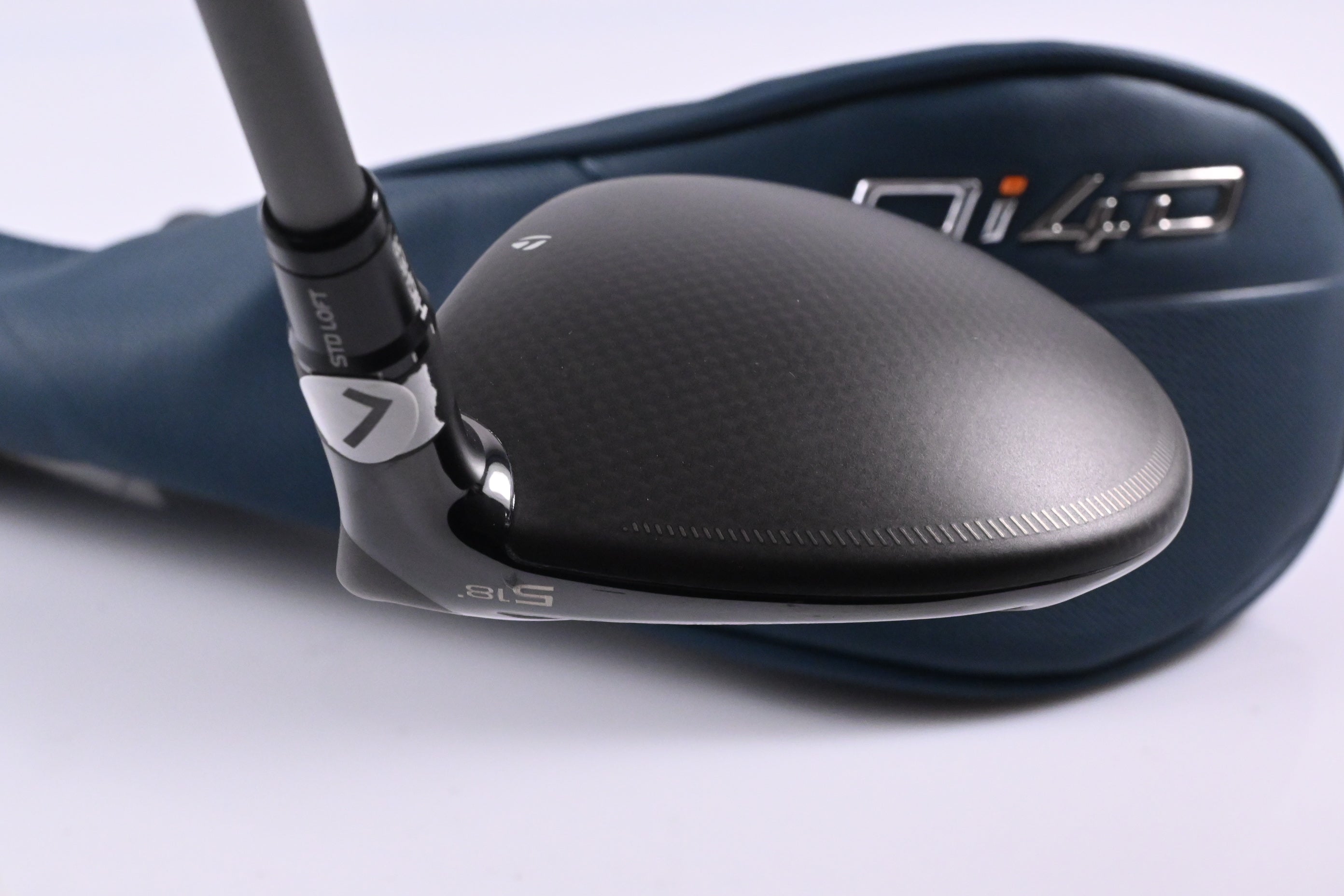 Ladies Taylormade Qi4D Max Lite #5 Wood / 18 Degree / Ladies REAX 40 Shaft