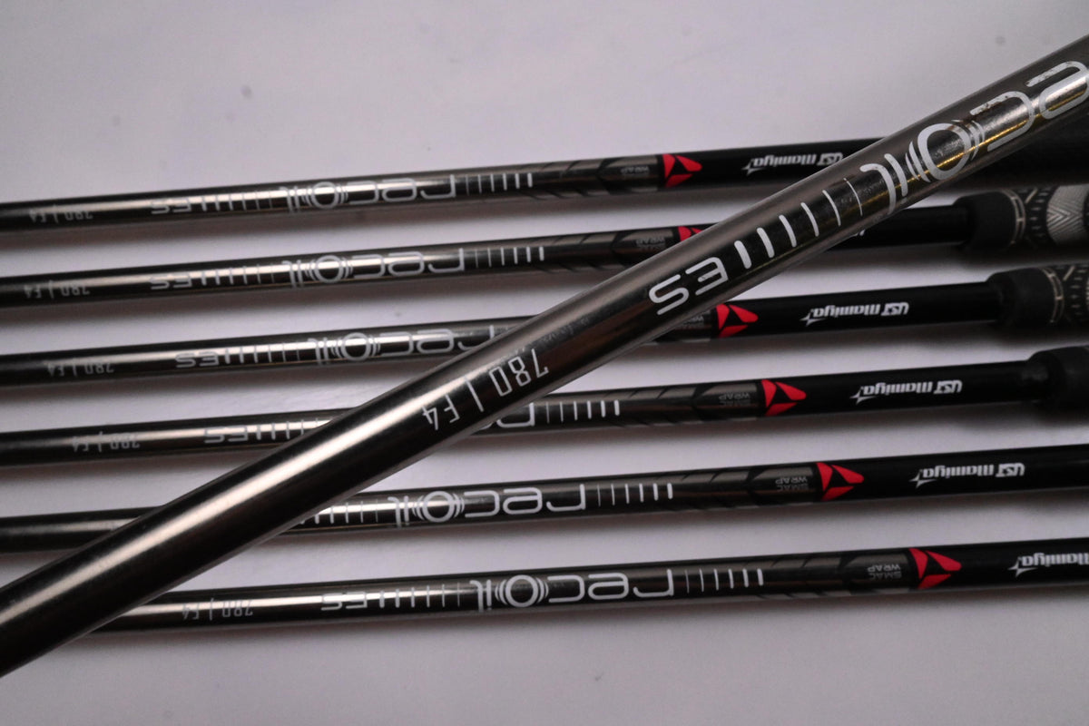Ping G425 Irons / 5-PW+SW / Blue Dot / Stiff Flex UST Recoil ESX 780 Shafts
