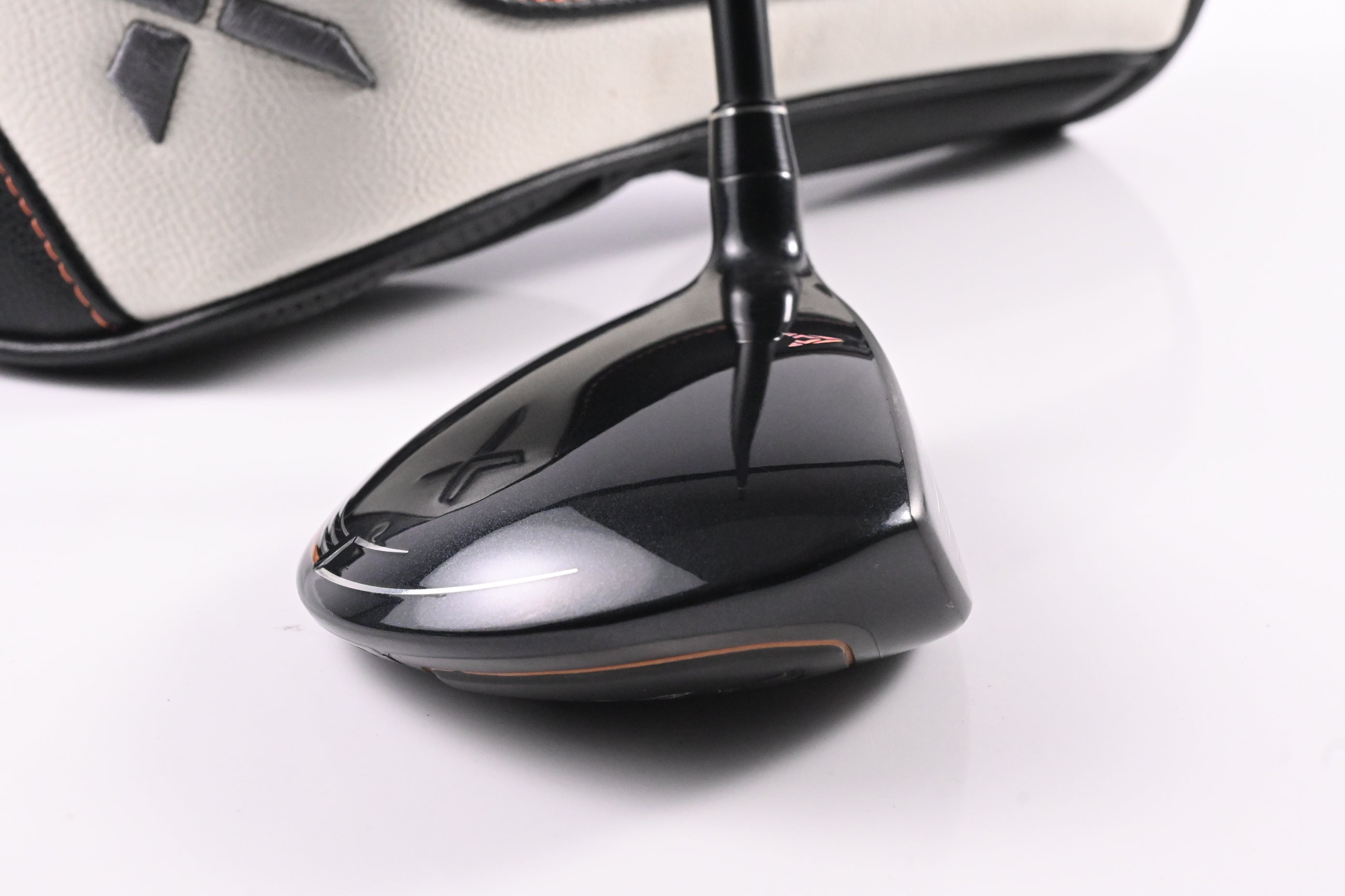 XXIO 9 #5 Wood / 18 Degree / Regular Flex Miyazaki AX-1 43 Shaft