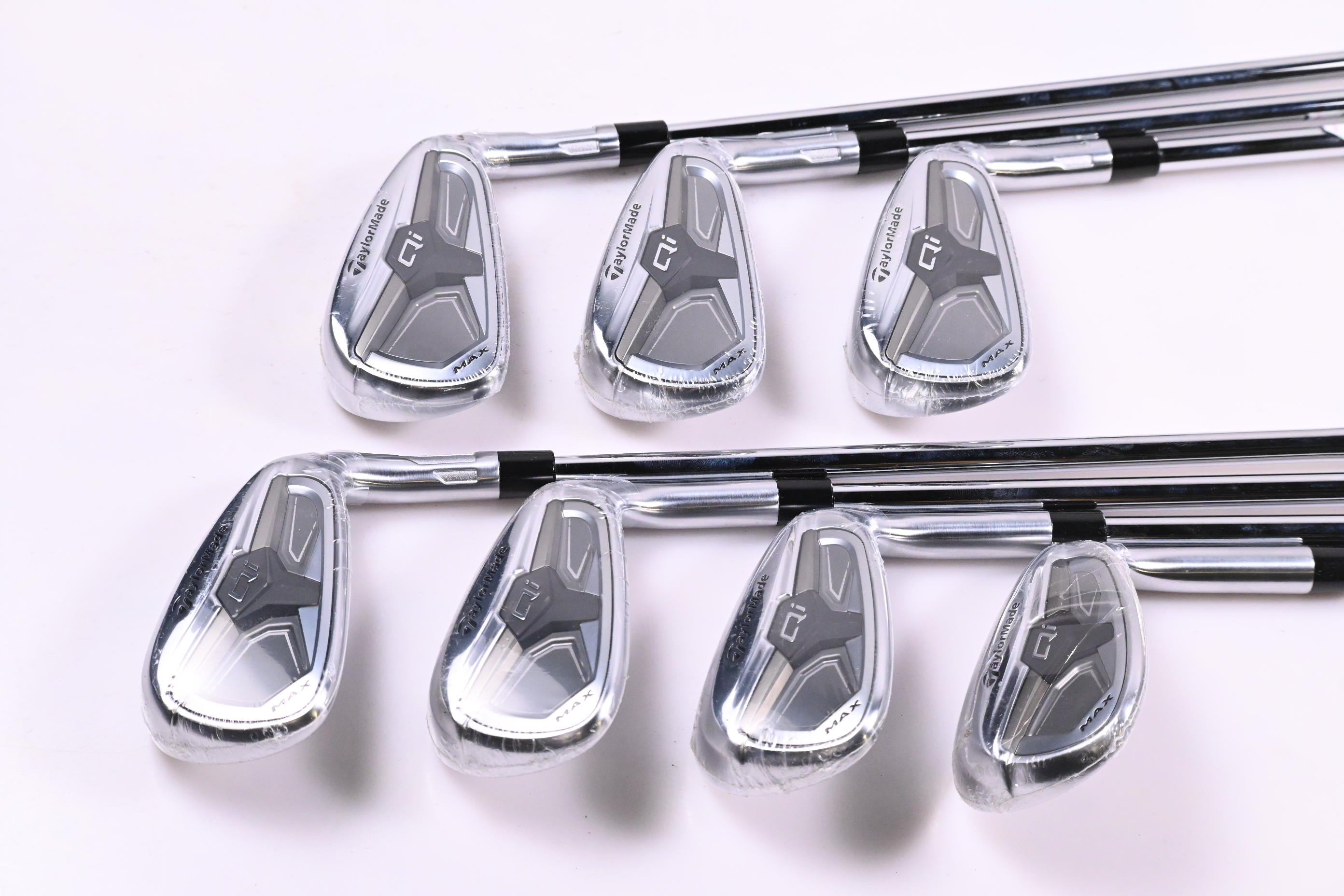 Taylormade Qi Max Irons / 5-PW+SW / Regular Flex KBS MAX MT 85 Shafts