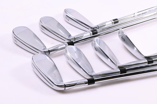 Taylormade Qi Max Irons / 5-PW+SW / Regular Flex KBS MAX MT 85 Shafts