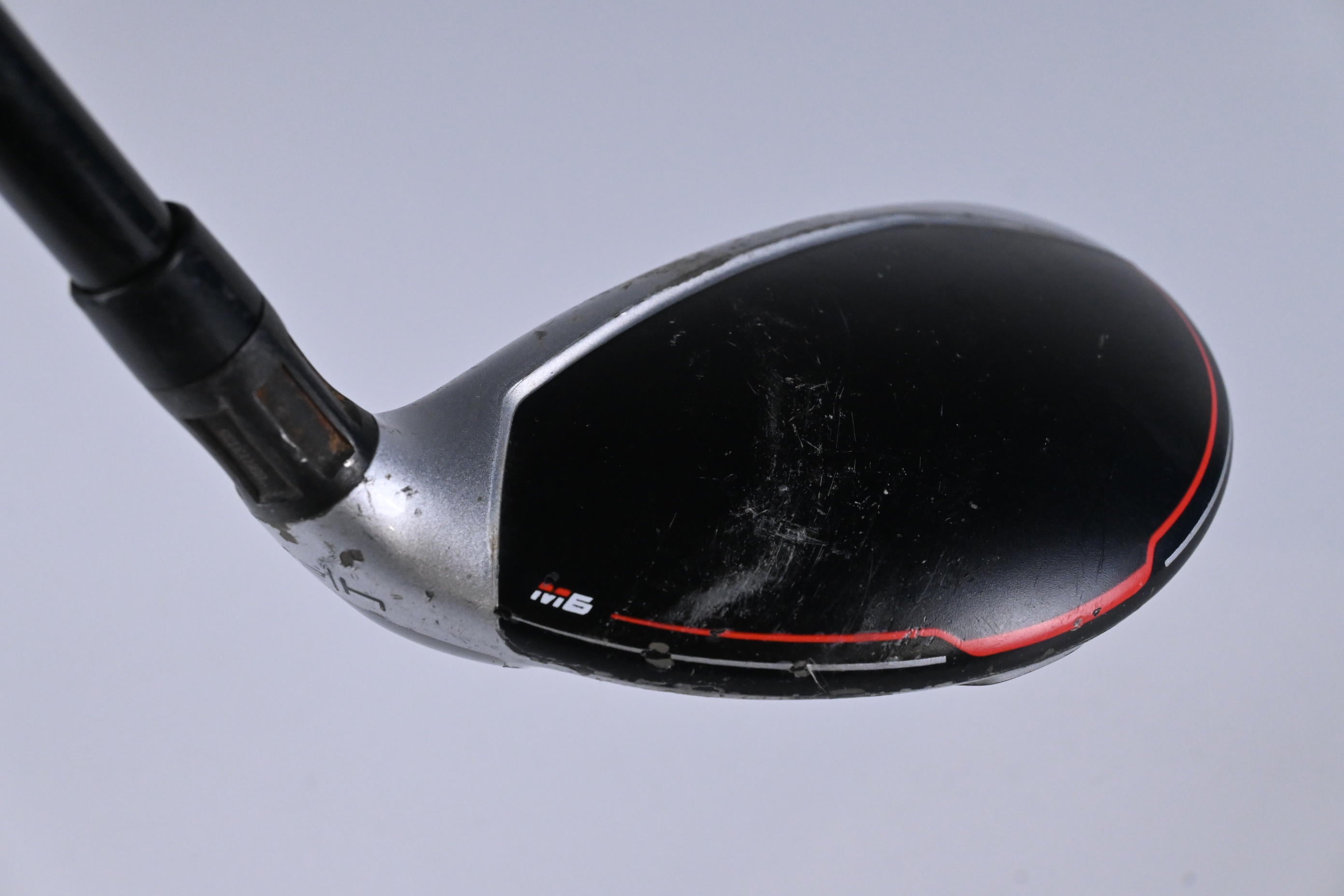 Taylormade M6 #4 Hybrid / 22 Degree / Regular Flex Fujikura Atmos Orange 6 Shaft