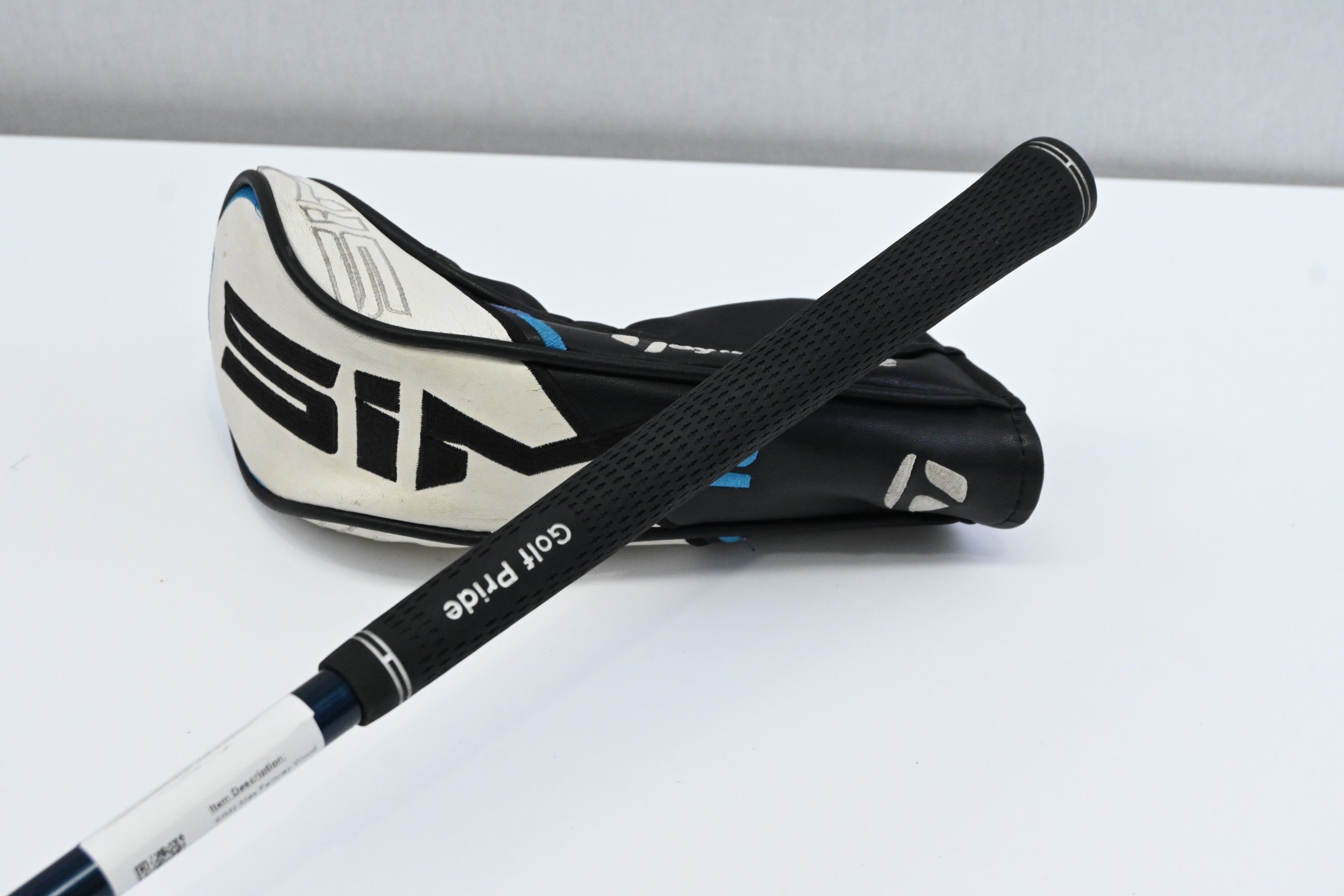 Taylormade SIM2 Max #3 Wood  / 16.5 Degree / Regular Flex Fujikura Ventus Blue 5