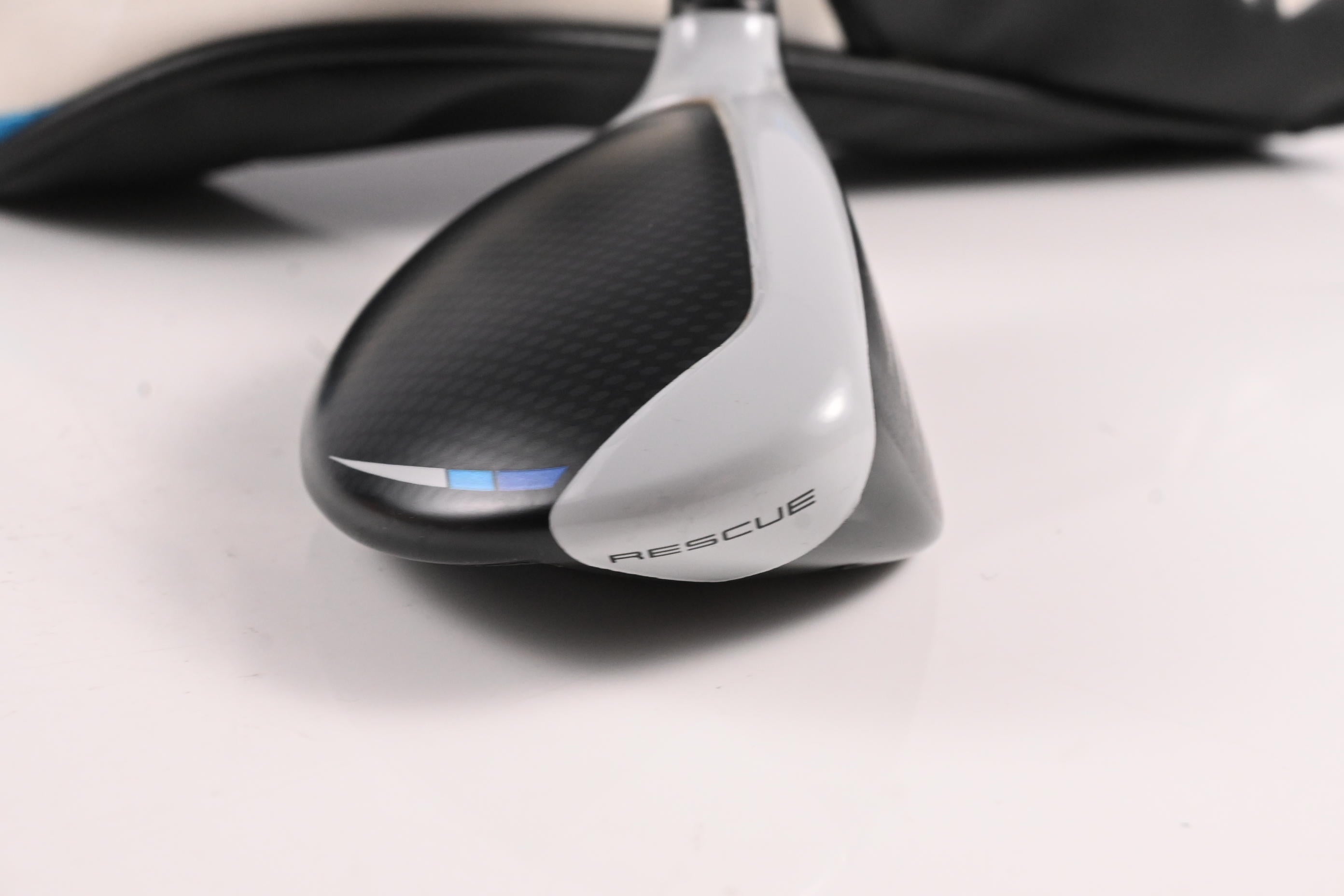Taylormade SIM2 Max #3 Hybrid / 19 Degree / Stiff Flex Ventus Blue 7 Shaft