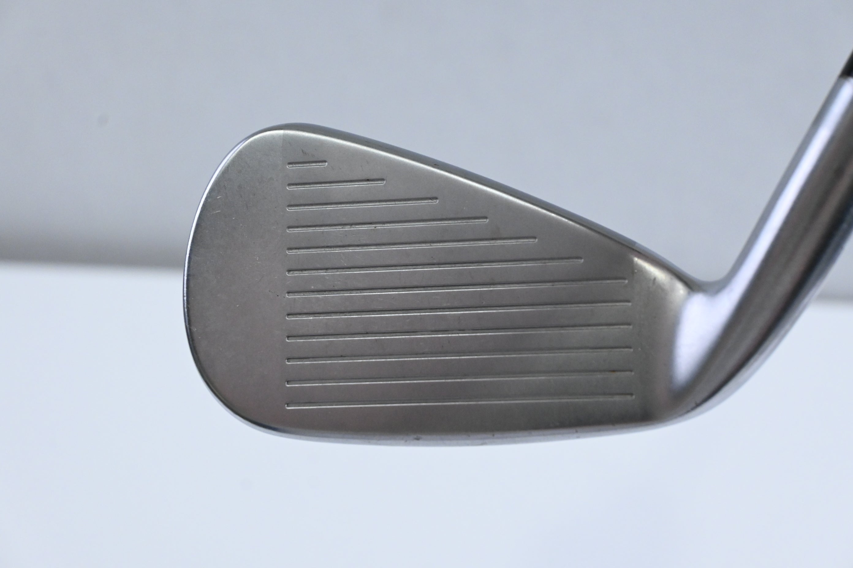Mizuno JPX 919 Hot Metal Pro #4 Iron / 20 Degree / X-Flex AMT White X100 Shaft