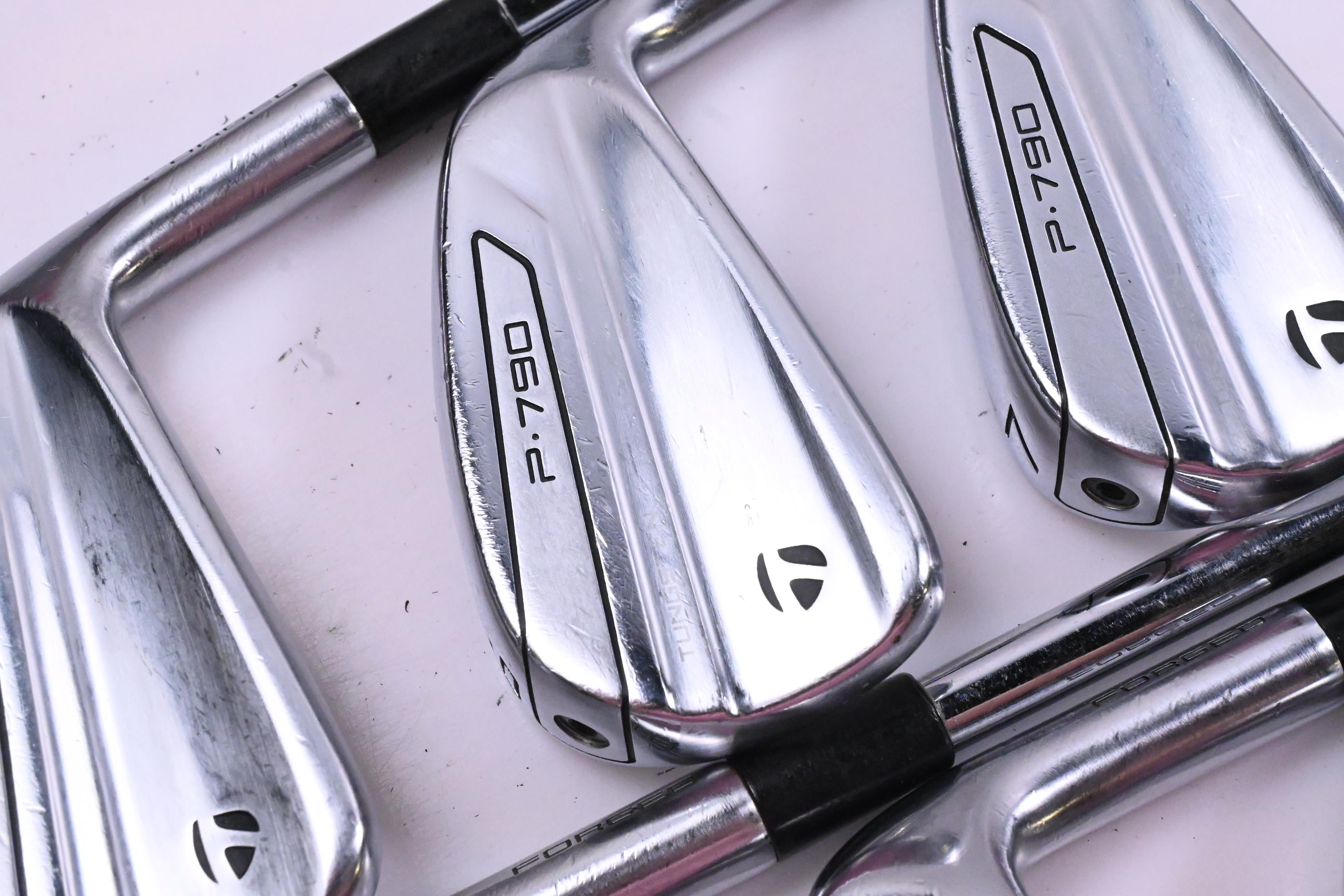 Taylormade P790 2019 Irons / 5-PW / Regular Flex Dynamic Gold R300 Shafts