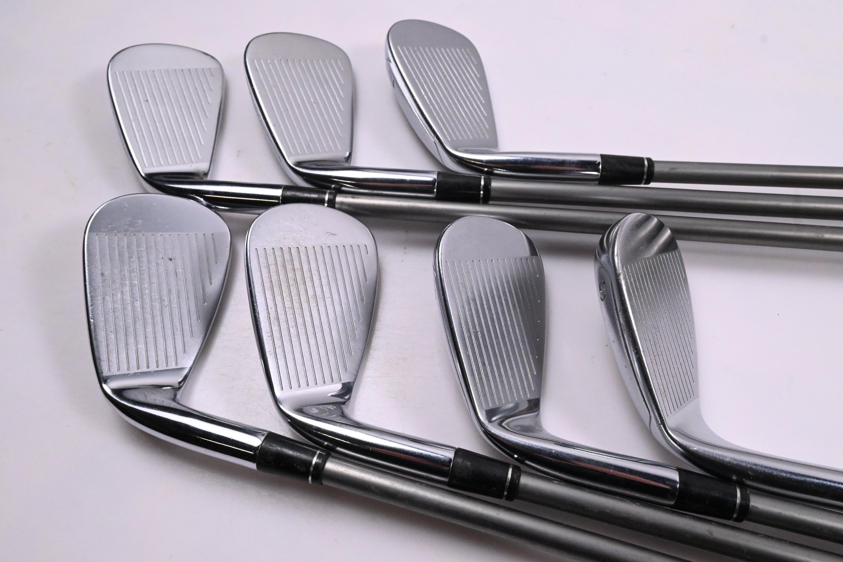 Ladies Taylormade R11 Irons / 5-PW-SW / Ladies Flex Motore 50 Shafts