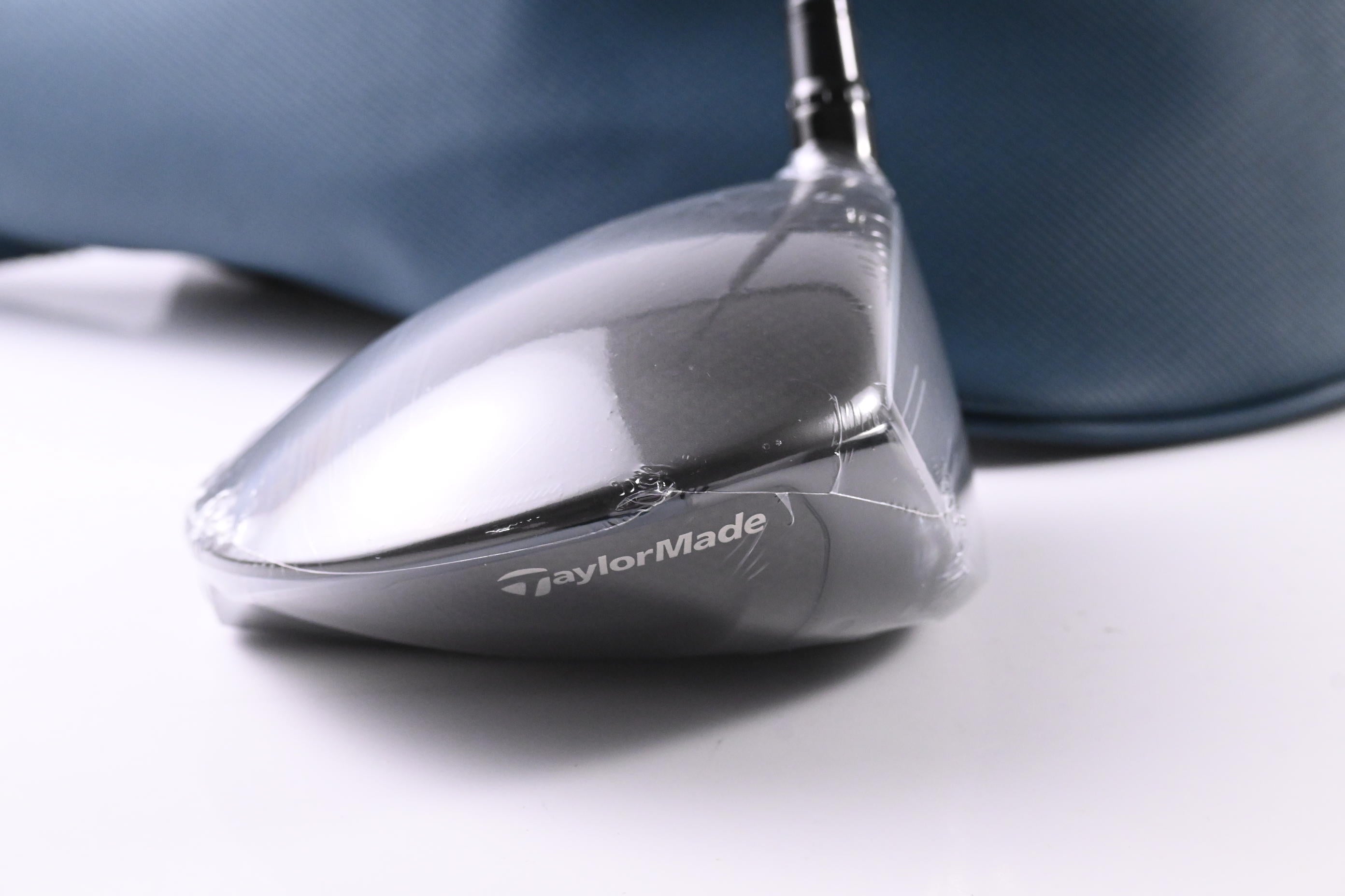Taylormade Qi4D Driver / 9 Degree / Stiff Flex REAX Blue 50 Shaft