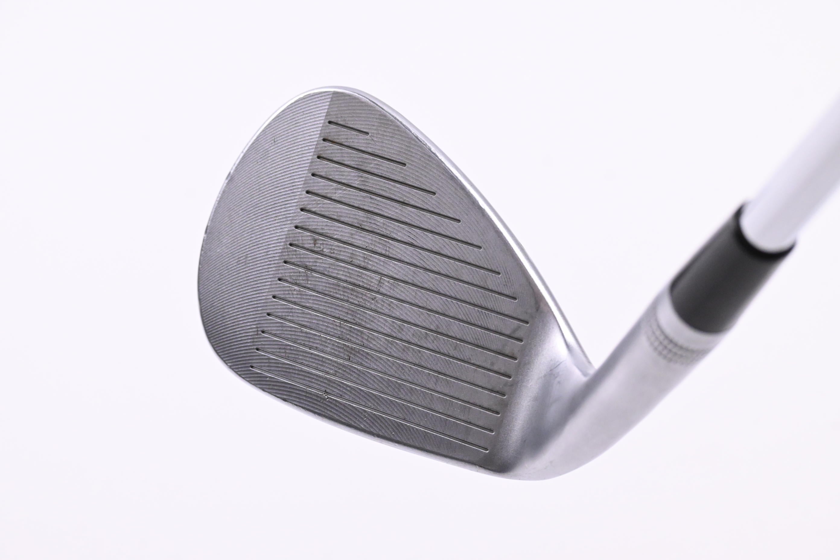 Wilson Staff Model Sand Wedge / 54 Degree / Wedge Flex Dynamic Gold Spinner
