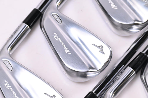 Mizuno M-15 Irons / 5-PW+GW / Stiff Flex Dynamic Gold Mid 100 S300 Shafts